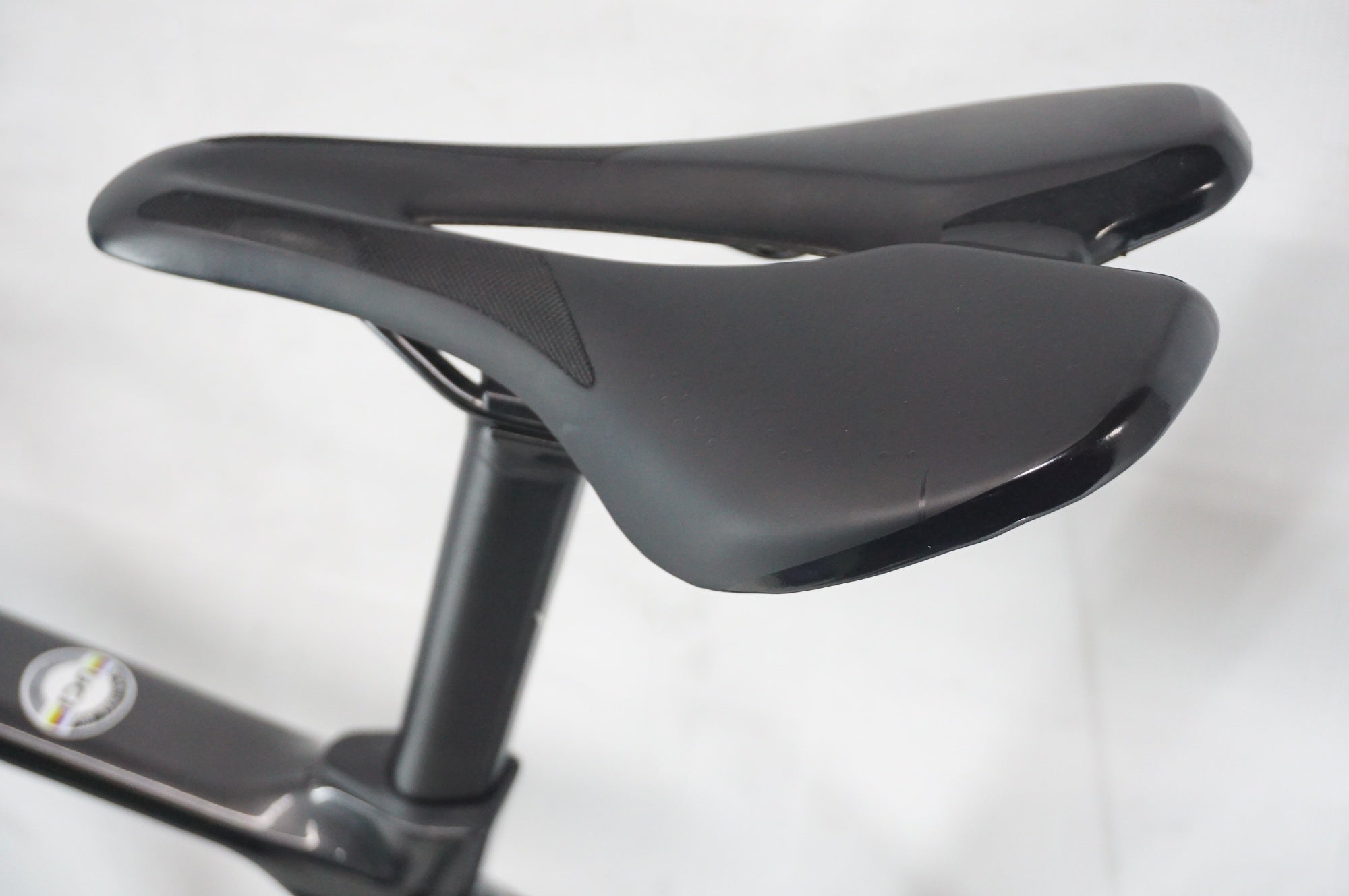 BIANCHI 「ビアンキ」 INFINITO XE DISC 105 2022年モデル ロード