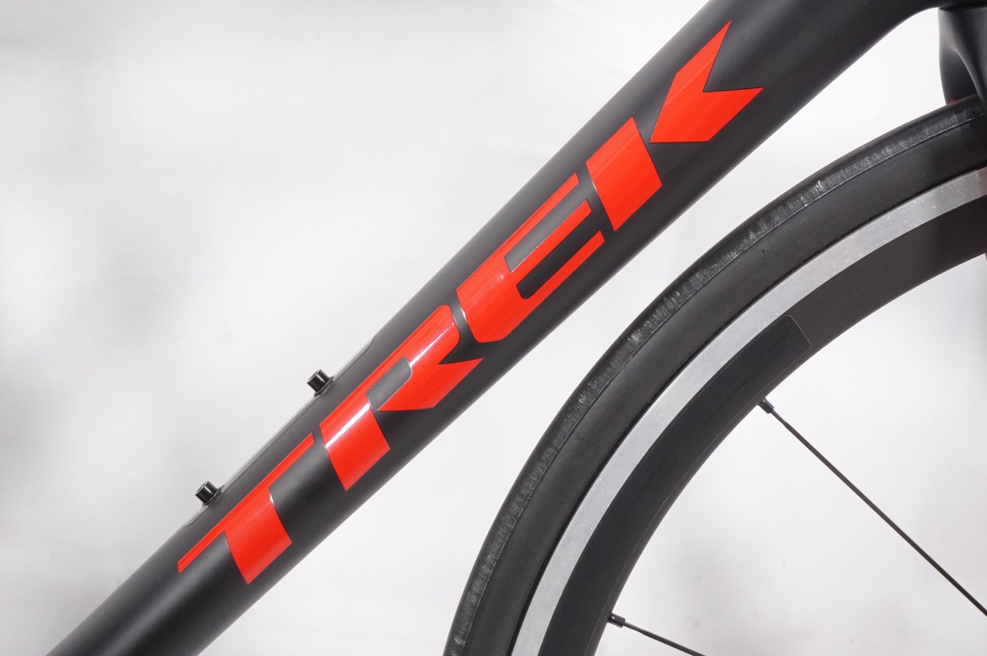 TREK 「トレック」 EMONDA SL5 2019年モデル ロードバイク / AKIBA店