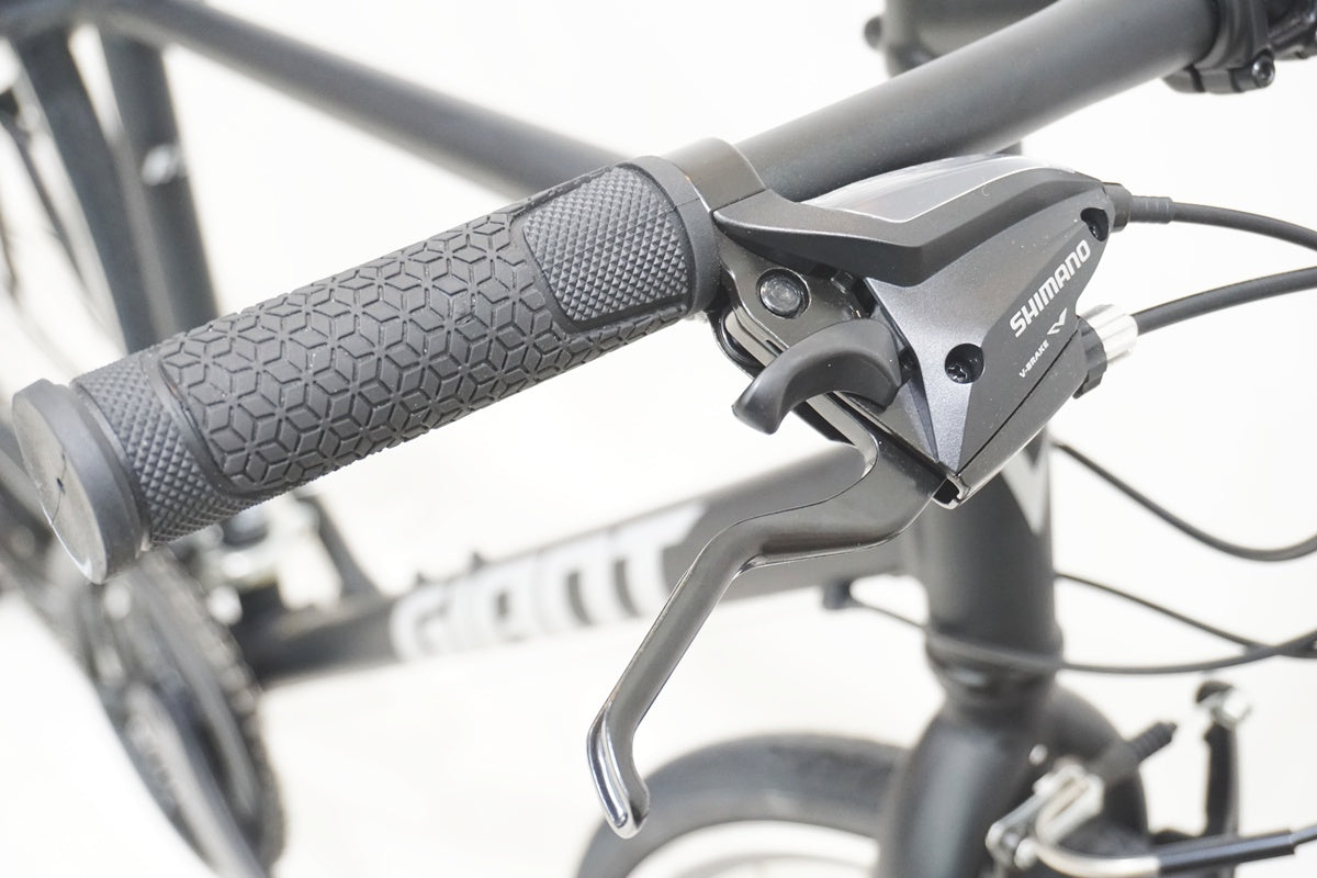 GIANT 「ジャイアント」 ESCAPE R3 2025年モデル クロスバイク / 京都西院店