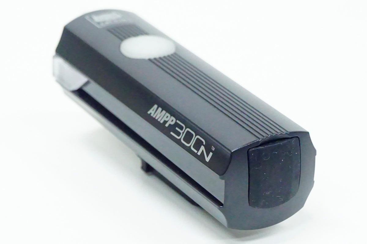 CATEYE 「キャットアイ」 AMPP300N フロントライト / 名古屋大須店