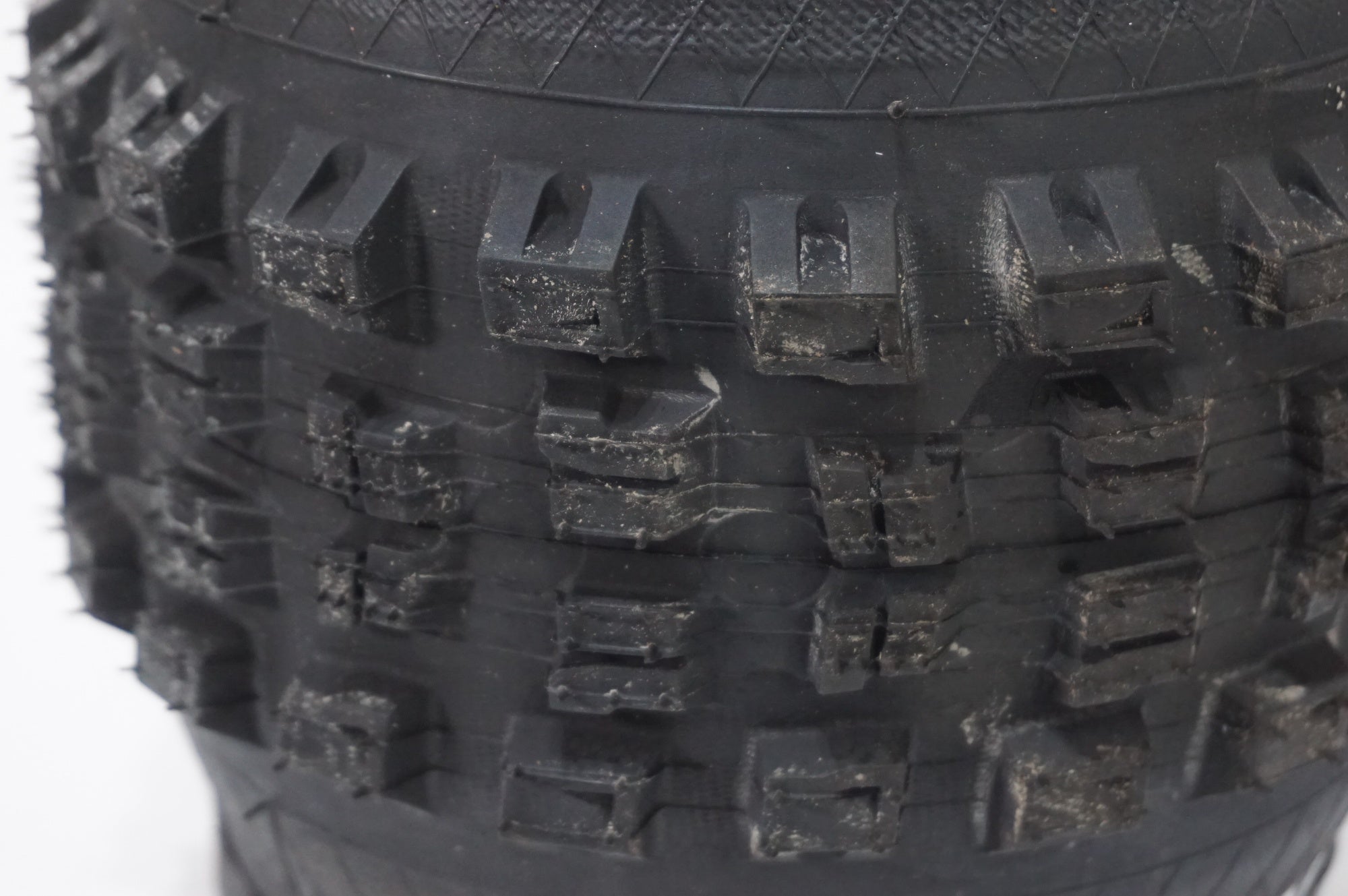 IRCTIRE 「アイ・アール・シー」 TANKEN 29×2.6 タイヤ / AKIBA店
