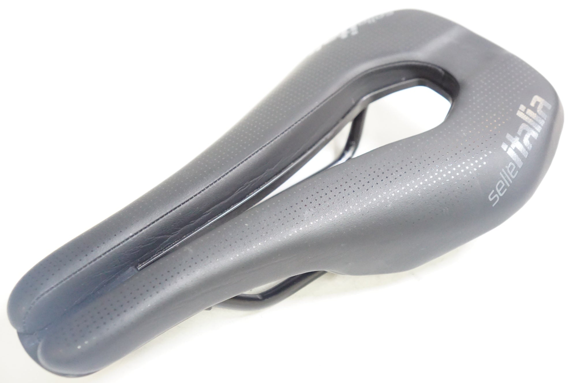 SELLE ITALIA 「セライタリア」 WATT GEL SUPERFLOWS サドル / 熊谷本店