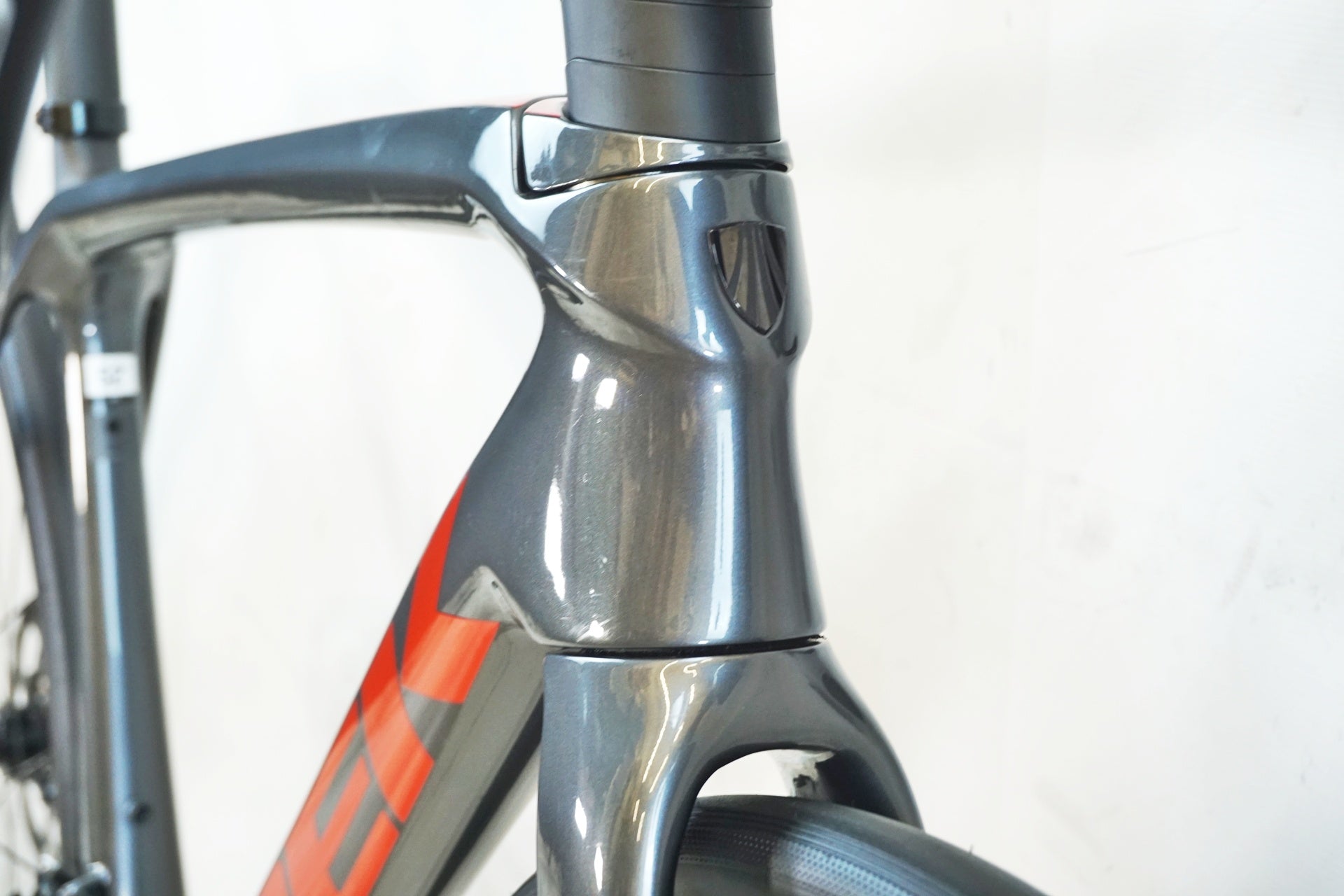 TREK 「トレック」 EMONDA SL 5 2023年モデル ロードバイク / 有明ガーデン店