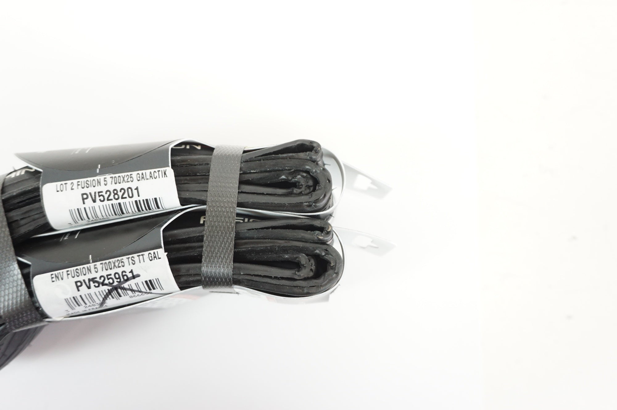 HUTCHINSON 「ハッチンソン」 FUSION5 700x25C タイヤ / 宇都宮店