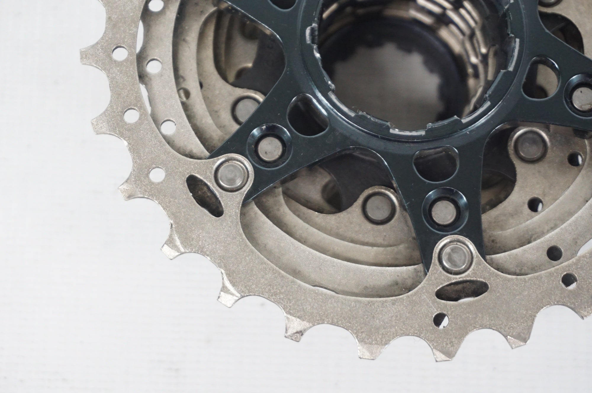 新品未開封、未使用SHIMANO ULTEGRA CS-R8000 スプロケット SHIMANO 「シマノ」 ULTEGRA CS-R8000 14-28T スプロケット