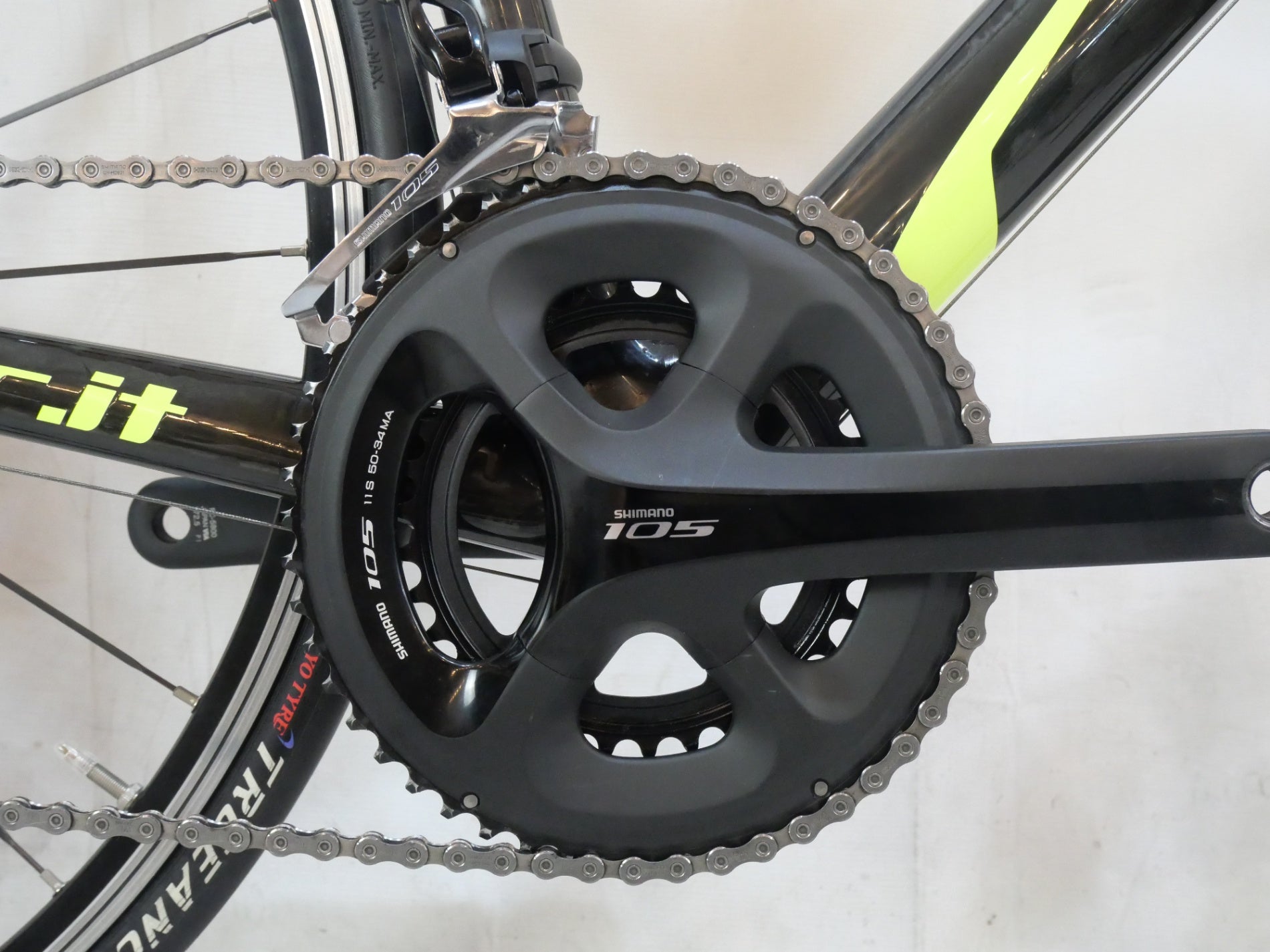WILIER 「ウィリエール」 IZOARD XP 2015年モデル ロードバイク / バイチャリ浦和ベース