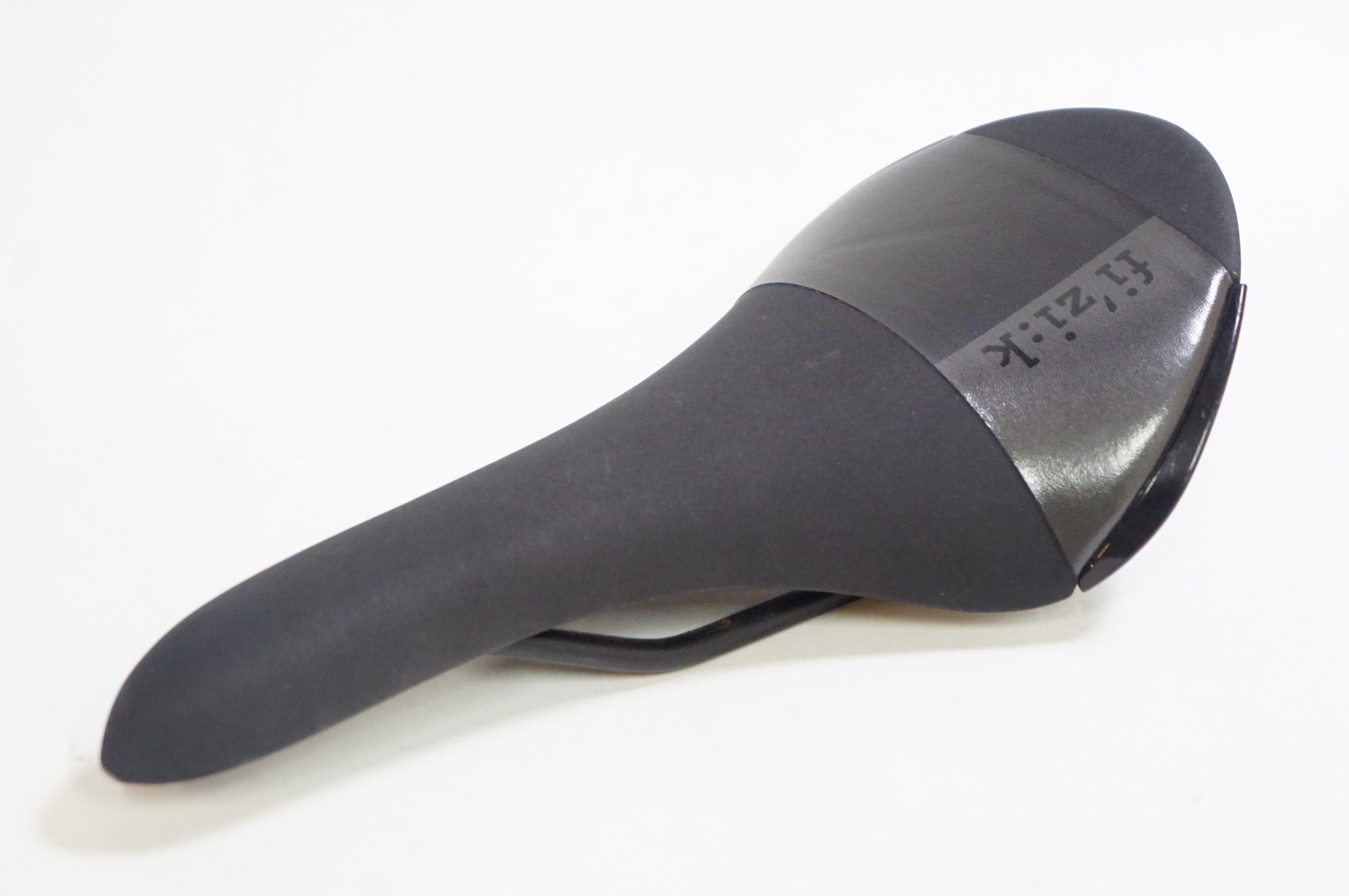 FIZIK 「フィジーク」 ALIANTE R5 サドル / 熊谷本店