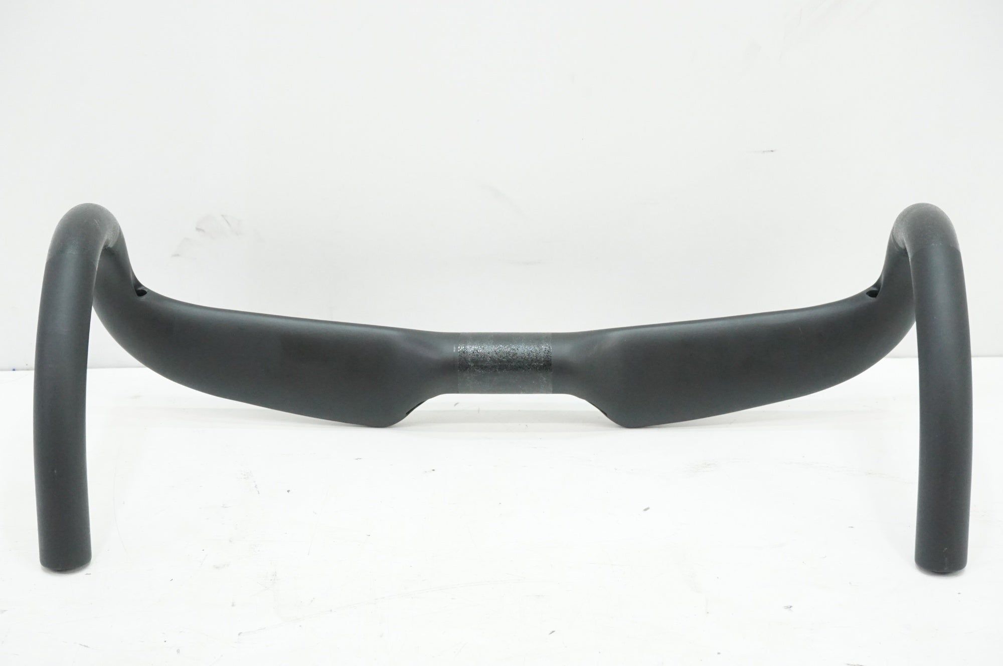 TNI 「ティーエヌアイ」 AEROFAST 400mm φ31.8  ハンドル / 大宮店