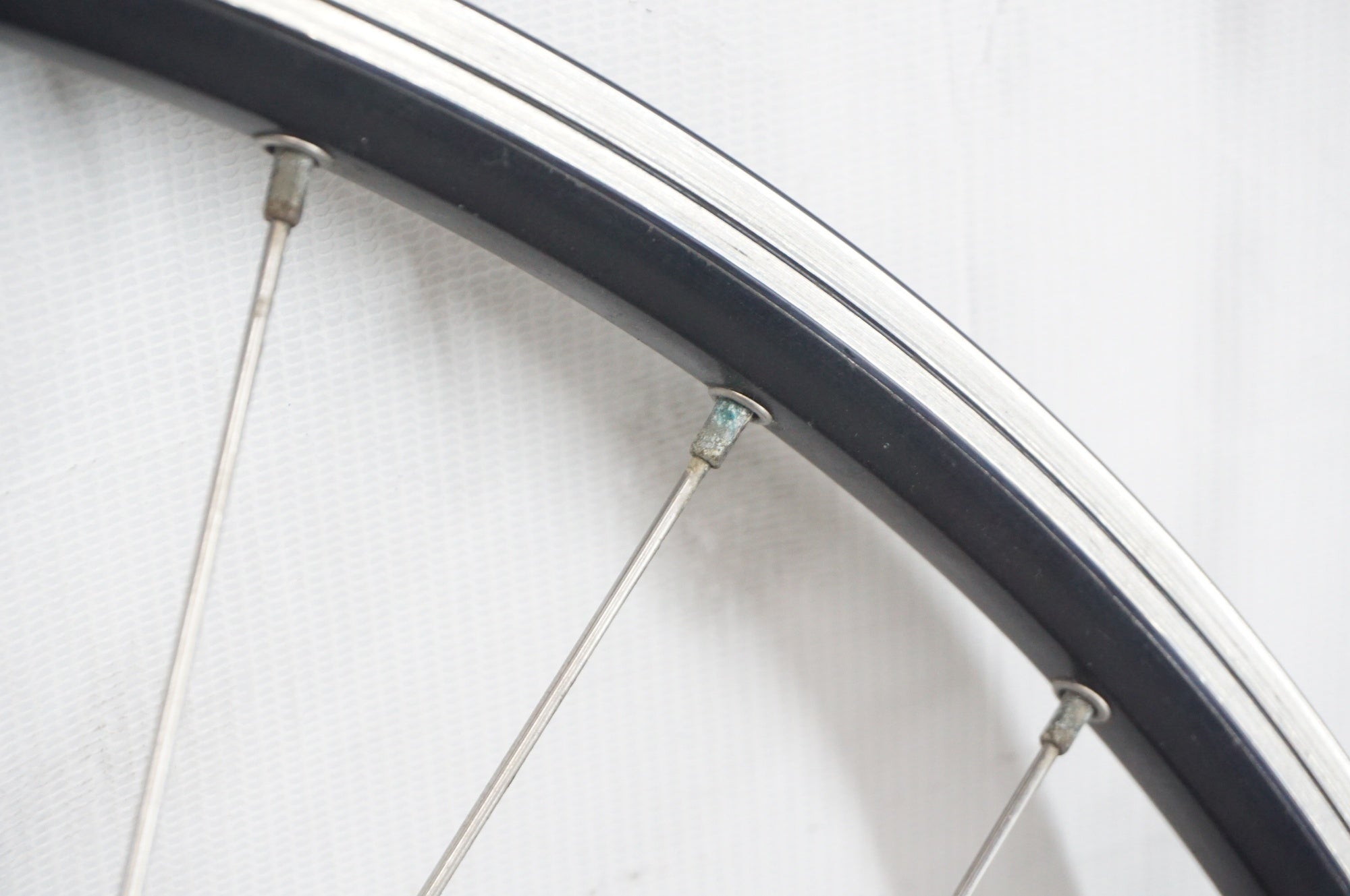 TNI 「ティーエヌアイ」 ハブ/AMBROSIO リム カンパフリー ホイールセット / 阪急塚口店