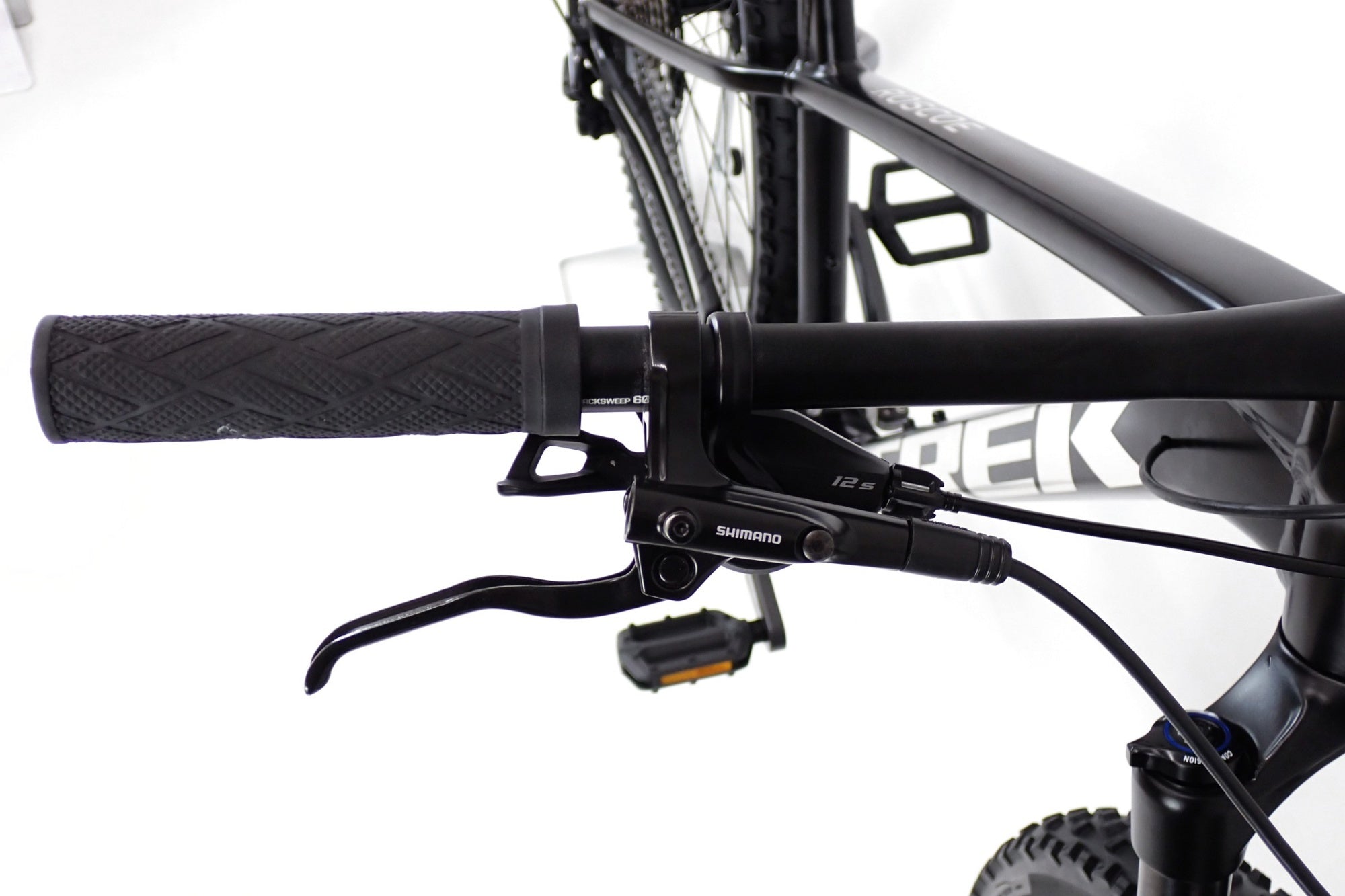TREK 「トレック」 ROSCOE 7 2023年モデル マウンテンバイク