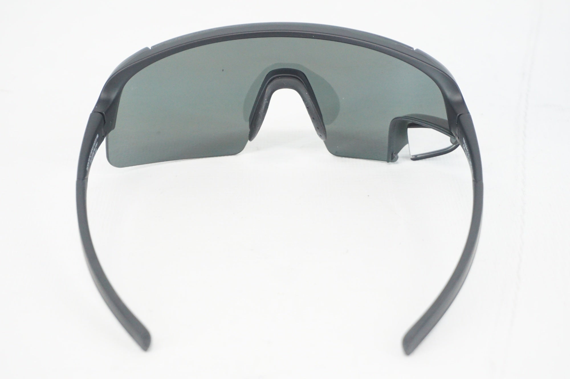 TRIEYE 「トライアイ」 スタンダード スモークレンズ リアミラー搭載 アイウェア / 阪急塚口店