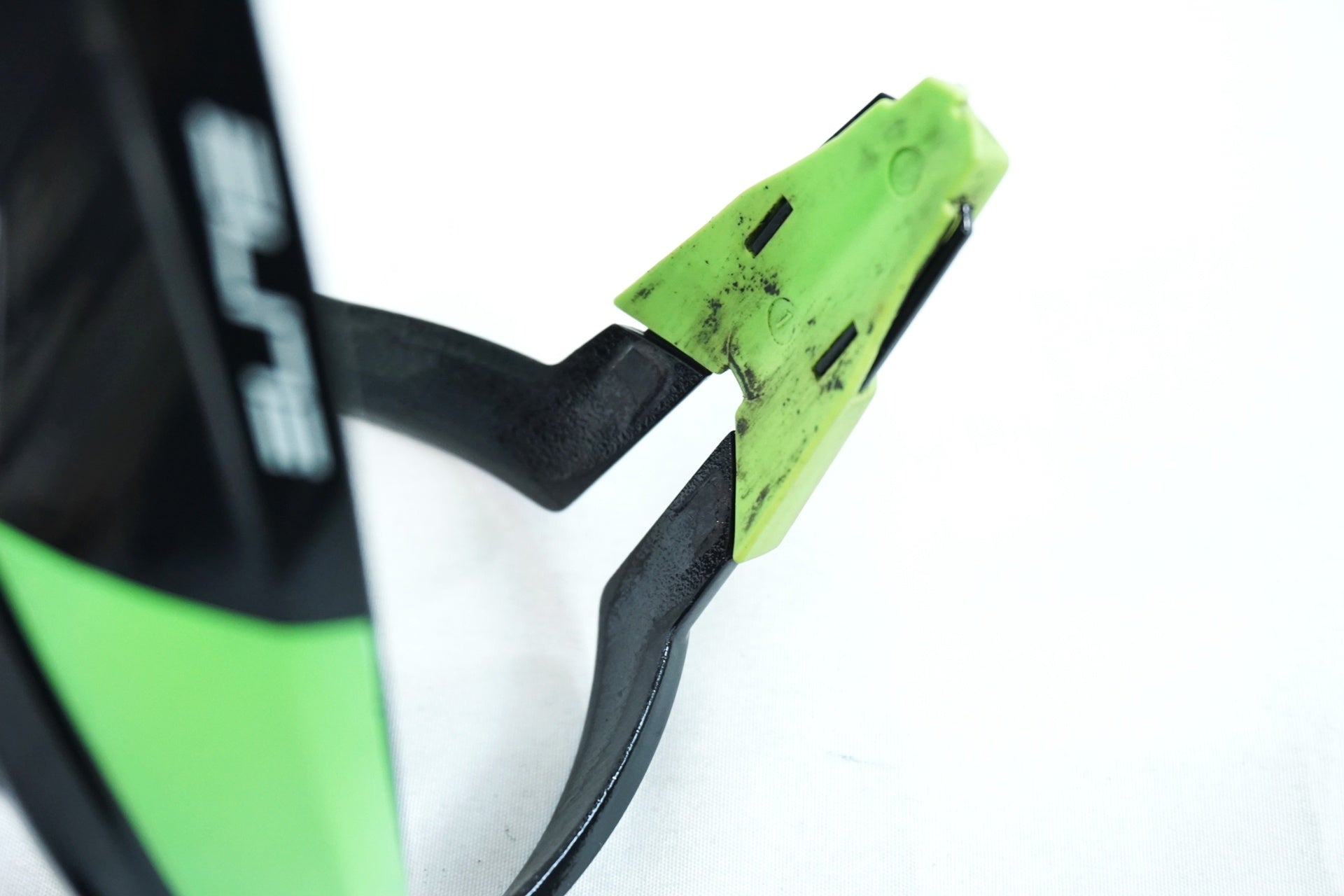 ELITE 「エリート」 CUSTOMRACEPLUS ボトルケージセット / 有明ガーデン店