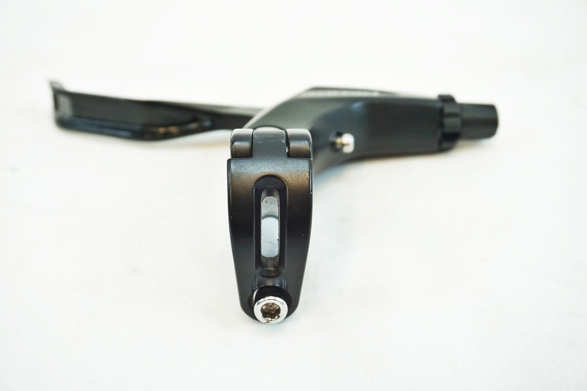 SHIMANO 「シマノ」 DEORE BL-T610 ブレーキレバーセット / 有明 SHIMANO 「シマノ」 DEORE BL-T610 ブレーキレバーセット / 有明