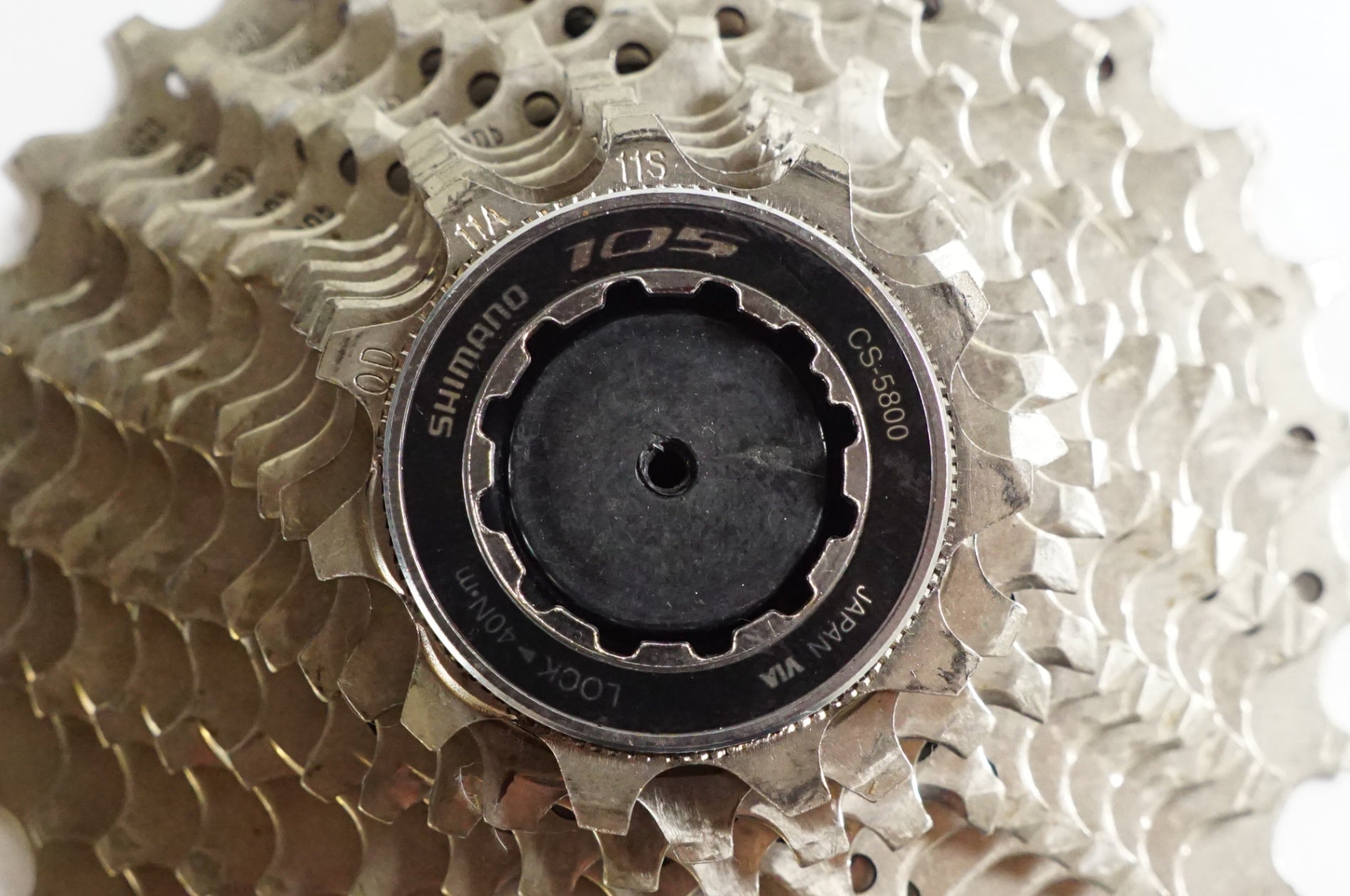 「シマノ」105 CS-5800 スプロケット 700x23C クリンチャー SHIMANO「シマノ」 105 CS-5800 11-28T スプロケット/ 京都西院