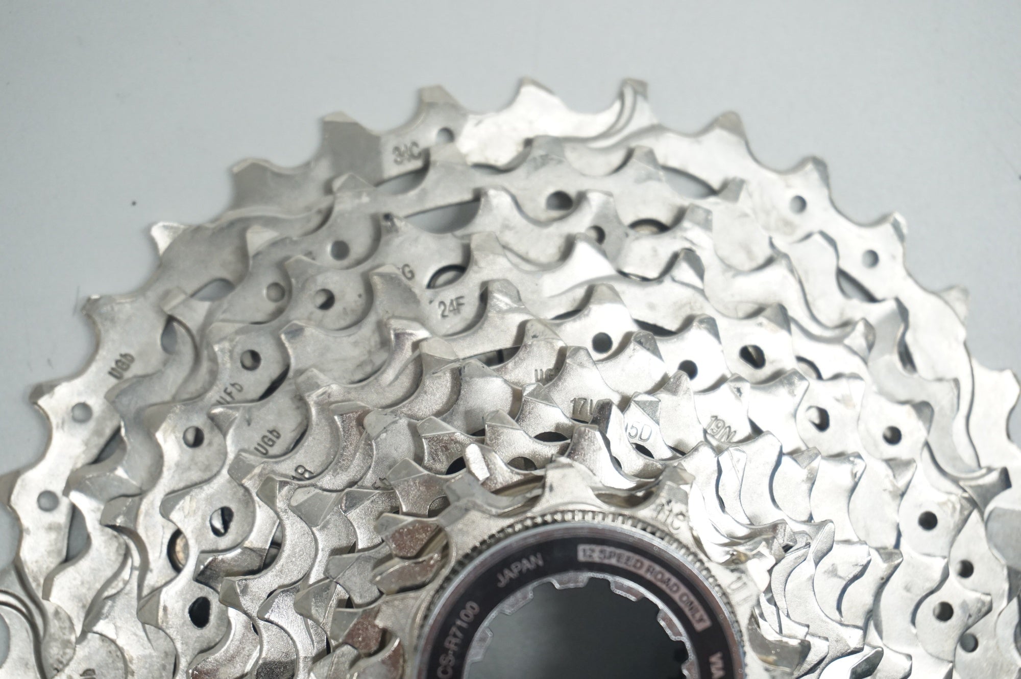 SHIMANO 「シマノ」 105 CS-R7100 11-34T スプロケット / 福岡店