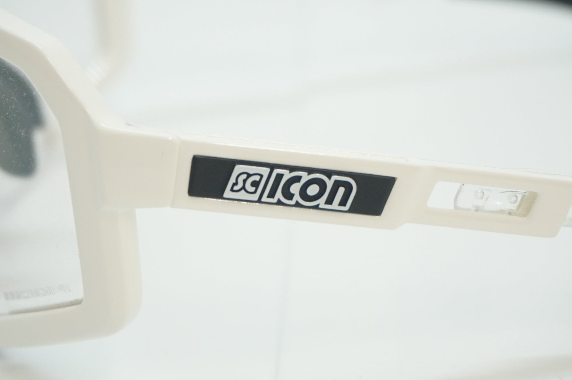 SCICON 「シーコン」 AEROSCOPE アイウェア / 福岡店
