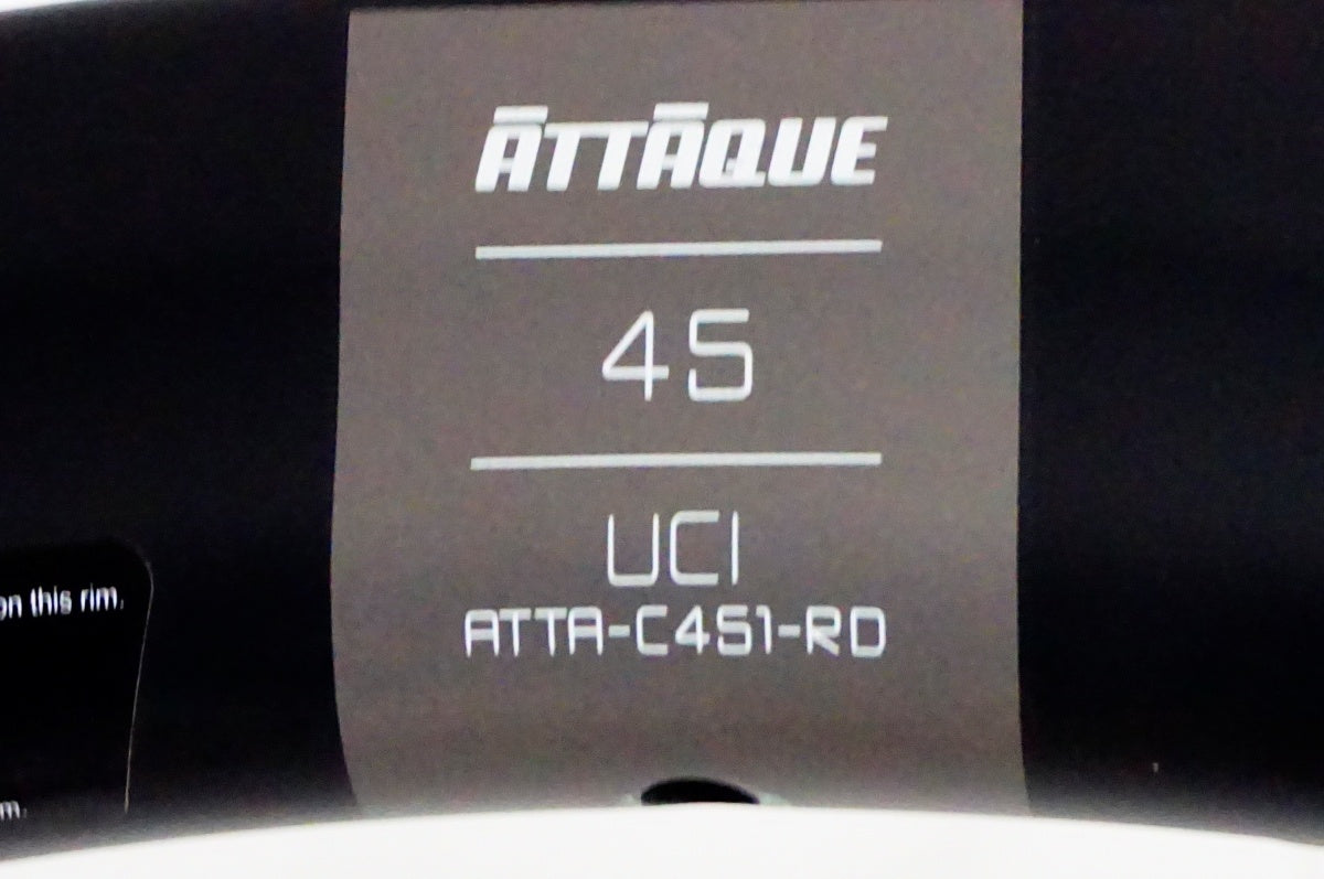 ATTAQUE 「アタッキ」 ATTA-C451-RD シマノ11速 ホイールセット