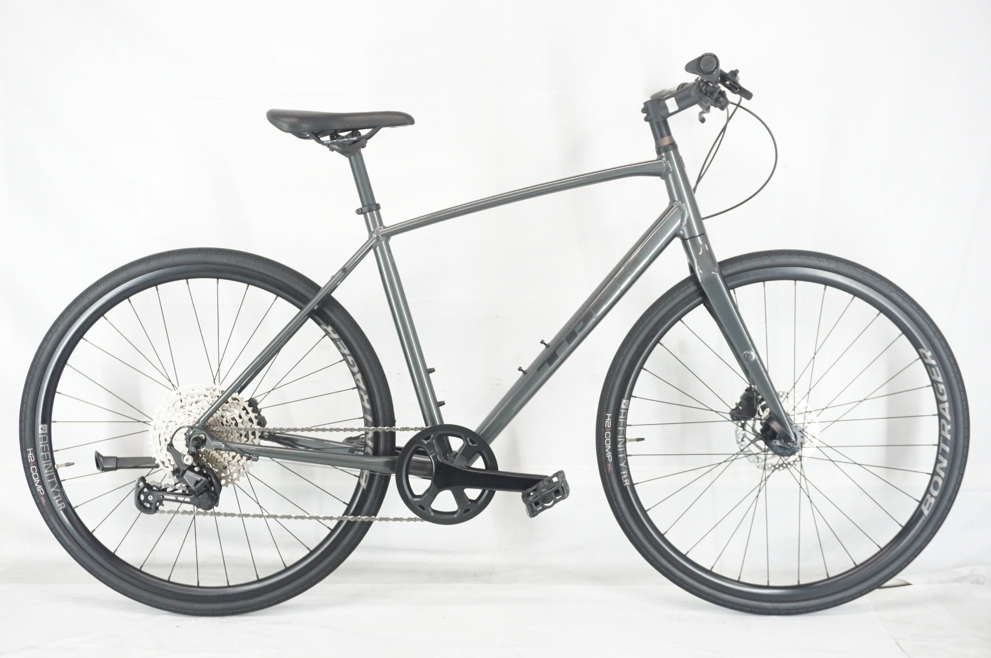 TREK 「トレック」 FX4 DISC 2021年モデル クロスバイク / 阪急塚口店