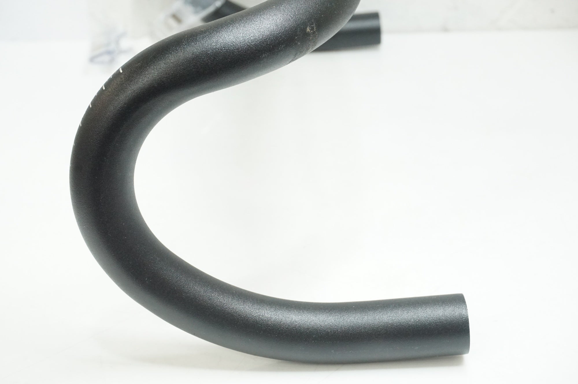 BONTRAGER 「ボントレガー」 RACE 380mm φ31.8 ハンドル / 大宮店