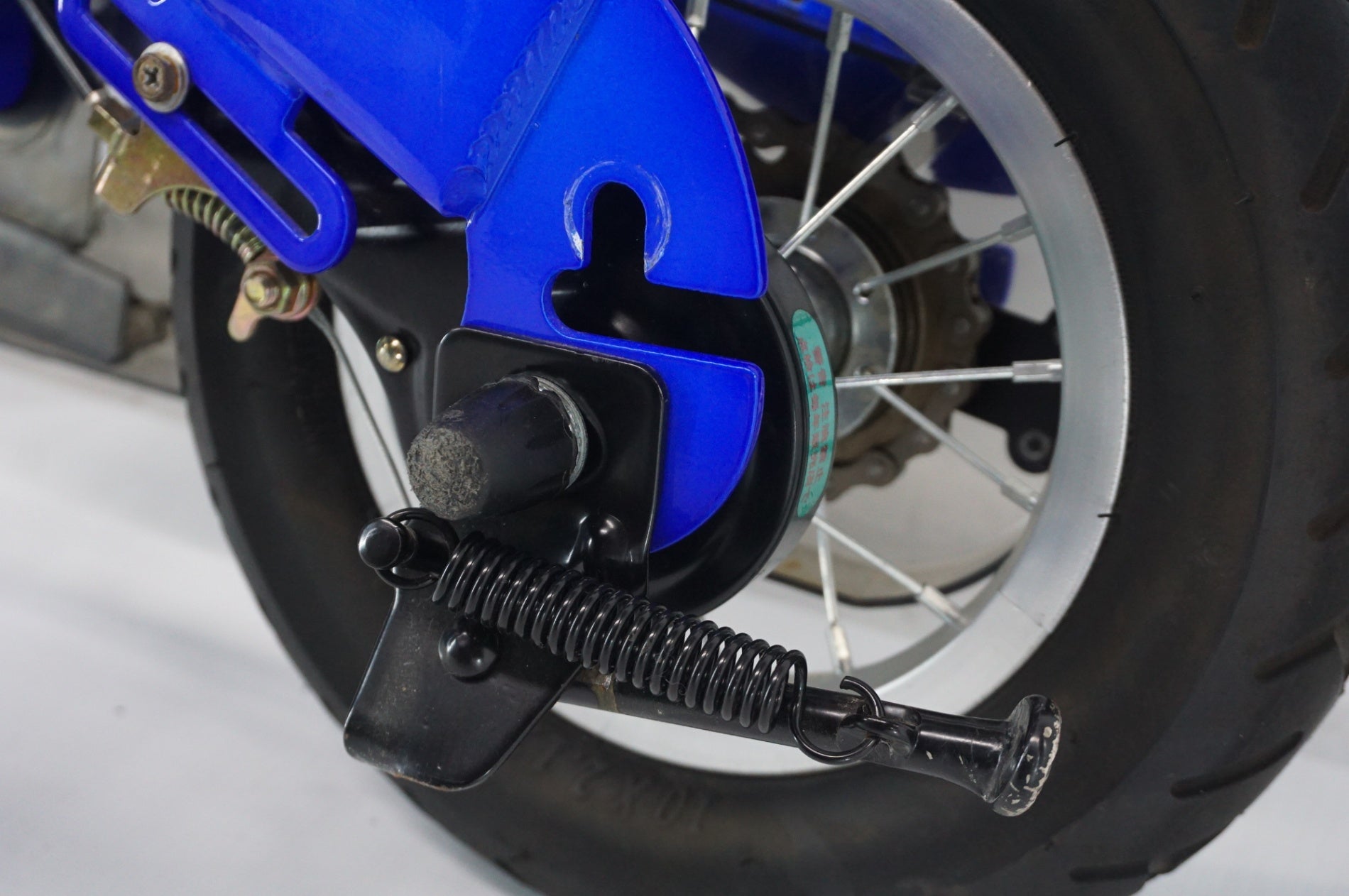 ビタミンiファクトリー 「ビタミンアイファクトリー」 へんしんバイクS 2018年モデル 10インチ キッズバイク / 阪急塚口店