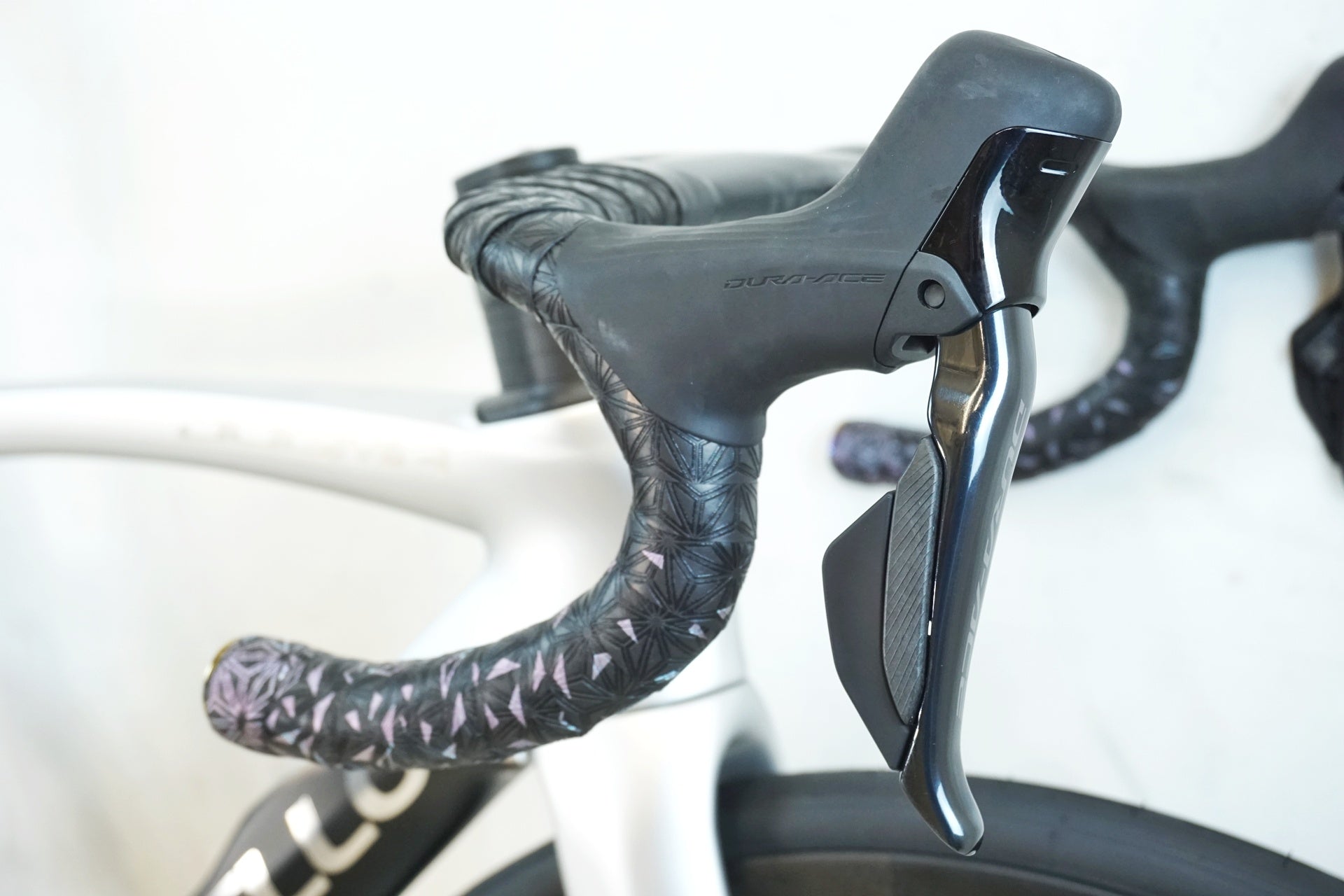 PINARELLO 「ピナレロ」 DOGMA F DISK 2022年モデル ロードバイク / 有明ガーデン店