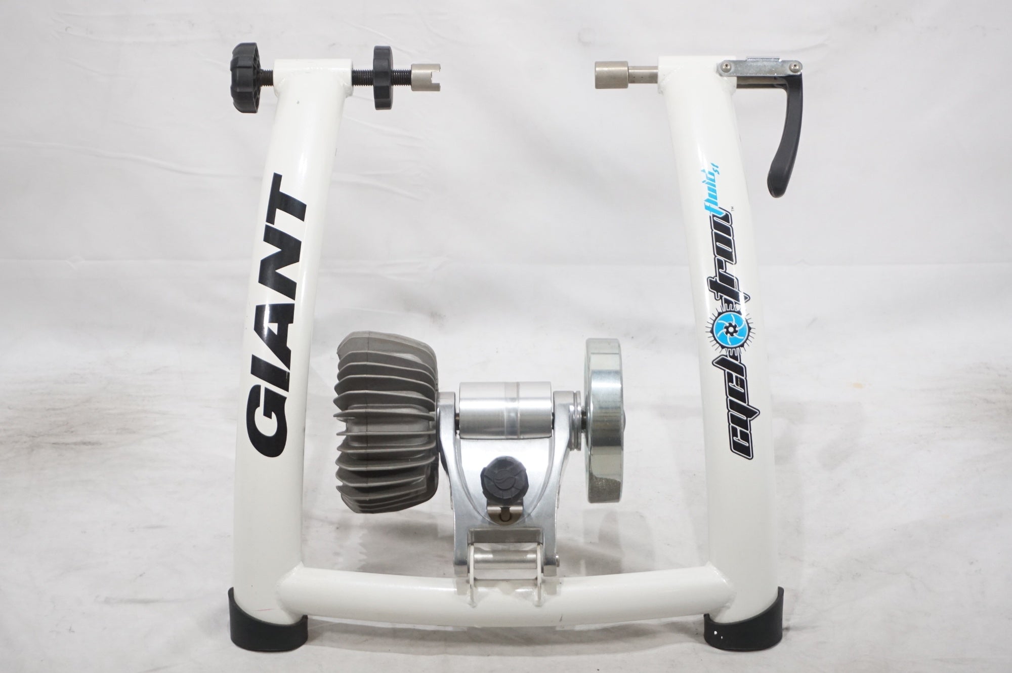 GIANT 「ジャイアント」 CYCLOTRON FLUID ST サイクルトレーナー / AKIBA店