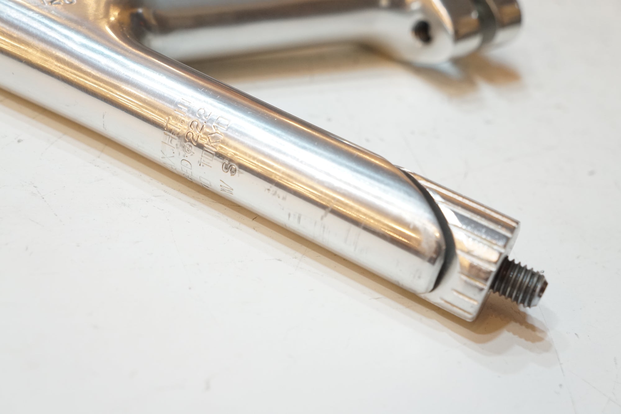 NITTO 「ニットー」  NJS φ25.4 120mm ステム / バイチャリ浦和ベース