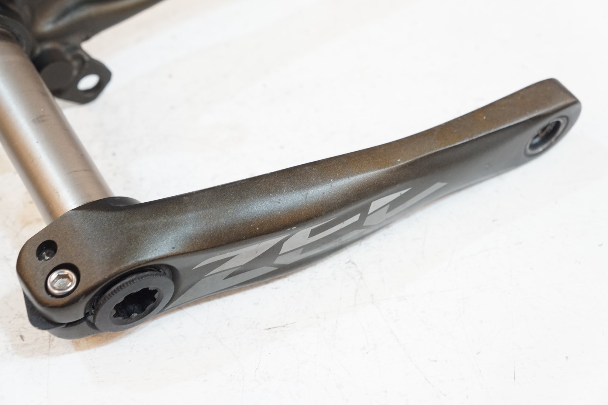 SHIMANO 「シマノ」 ZEE FC-M640 165mm クランク / バイチャリ浦和ベース