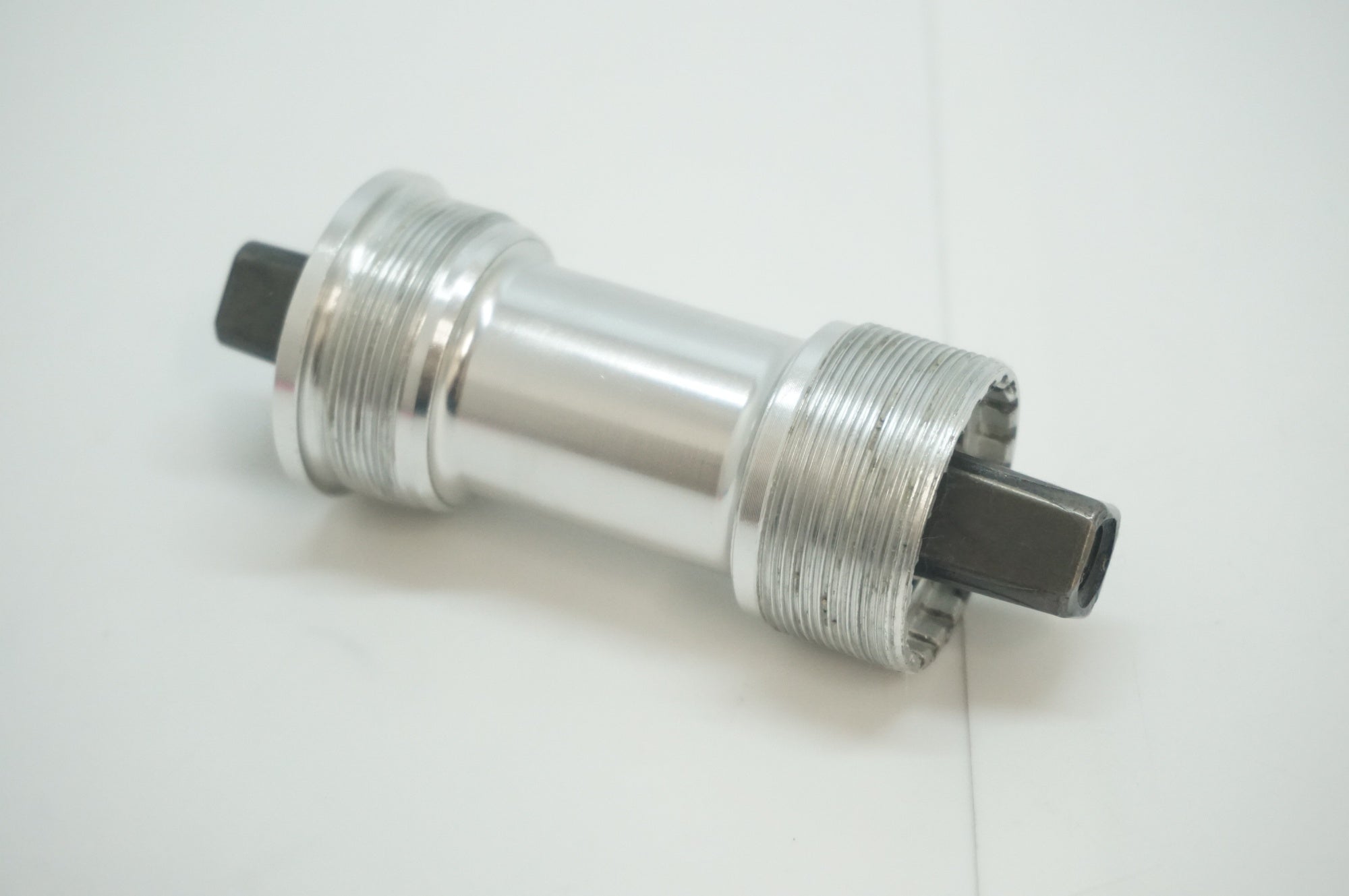 スギノBB 「CBBAL-103」 軸長103mm ハンガー幅68mm スギノBB 「CBBAL-103」 軸長103mm ハンガー幅68mm - メルカリ
