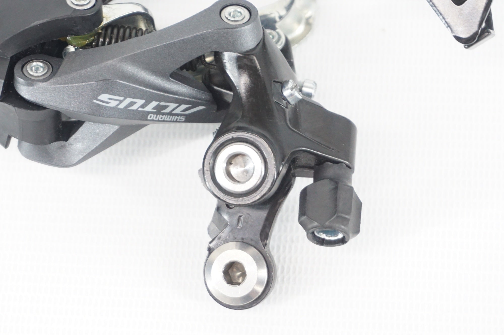 SHIMANO 「シマノ」 ALTUS RD-M2000 リアディレイラー / 阪急塚口店