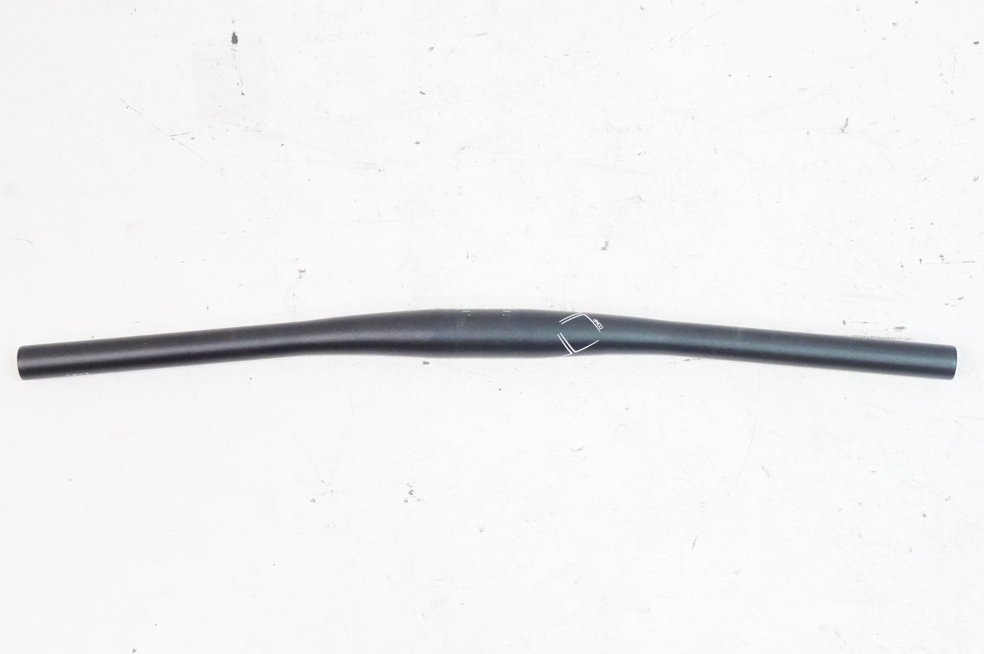 FUJI 「フジ」 COMP フラットバー φ31.8 580mm ハンドル / 熊谷本店