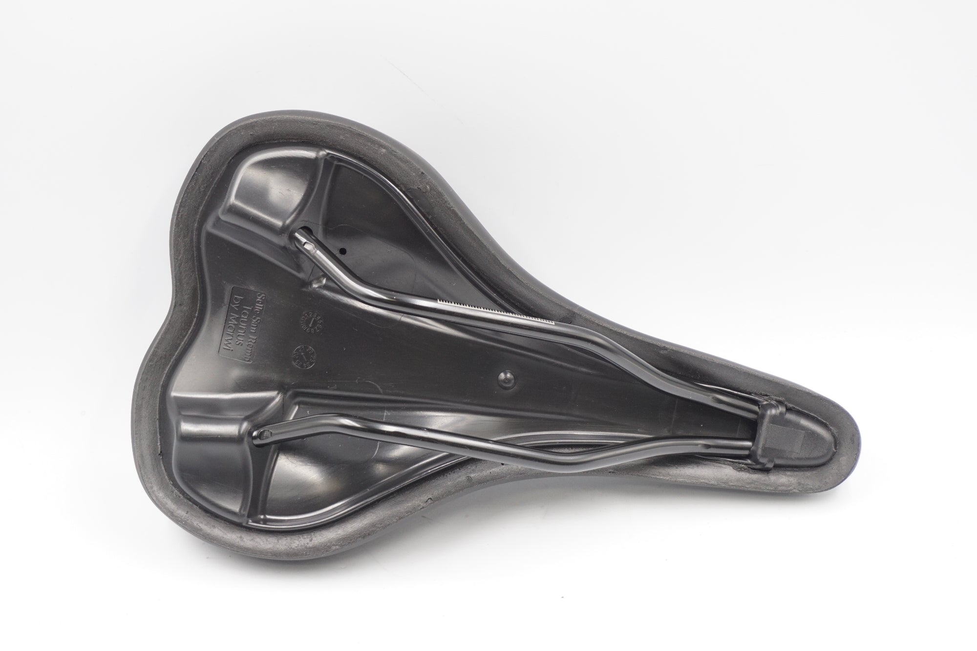 CARRY ME 「キャリーミー」 純正 サドル / 奈良店