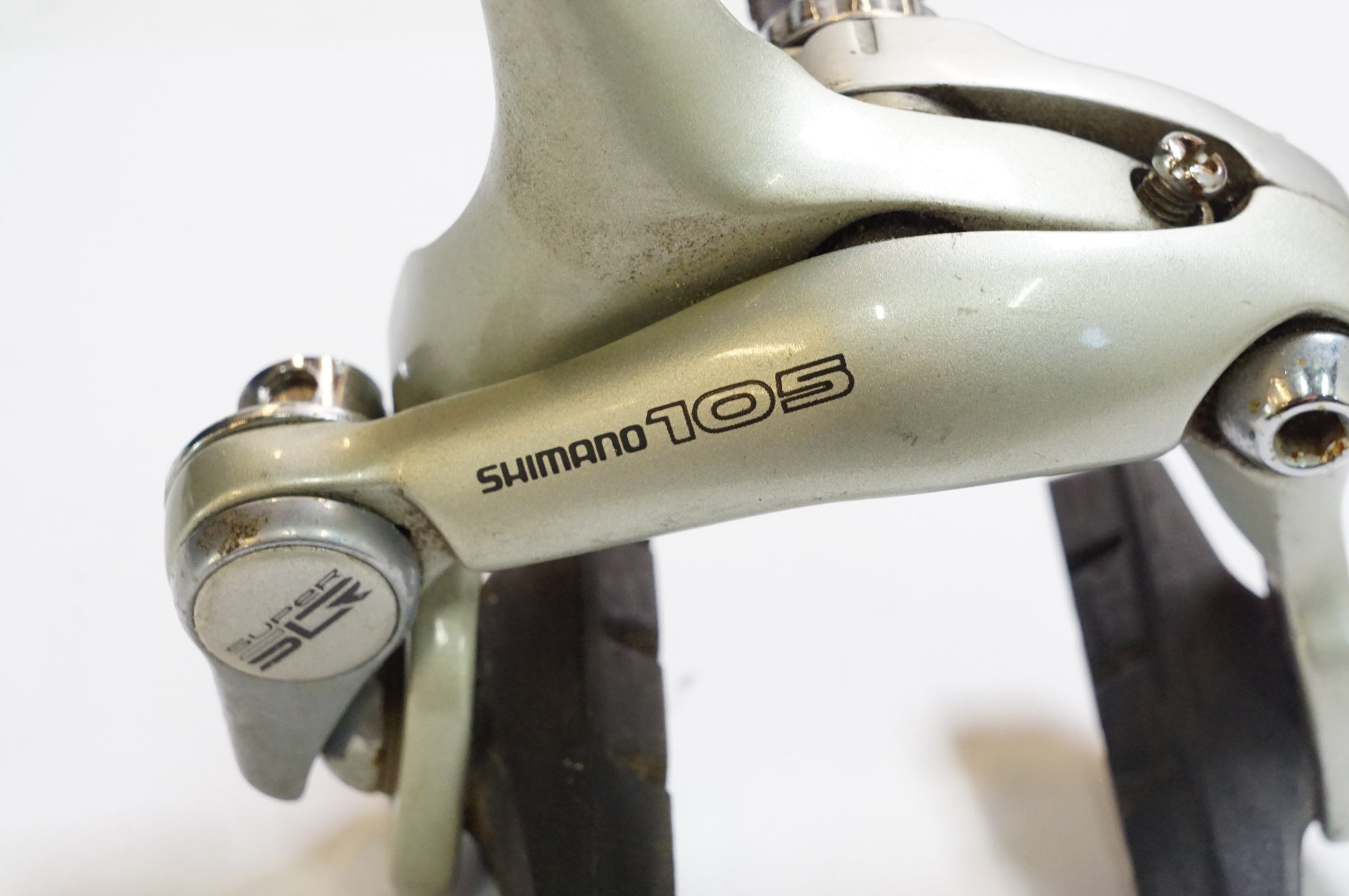 Shimano 105 BR-1055 キャリパーブレーキ 未使用 SHIMANO 「シマノ」 105 BR-1055 キャリパーブレーキセット