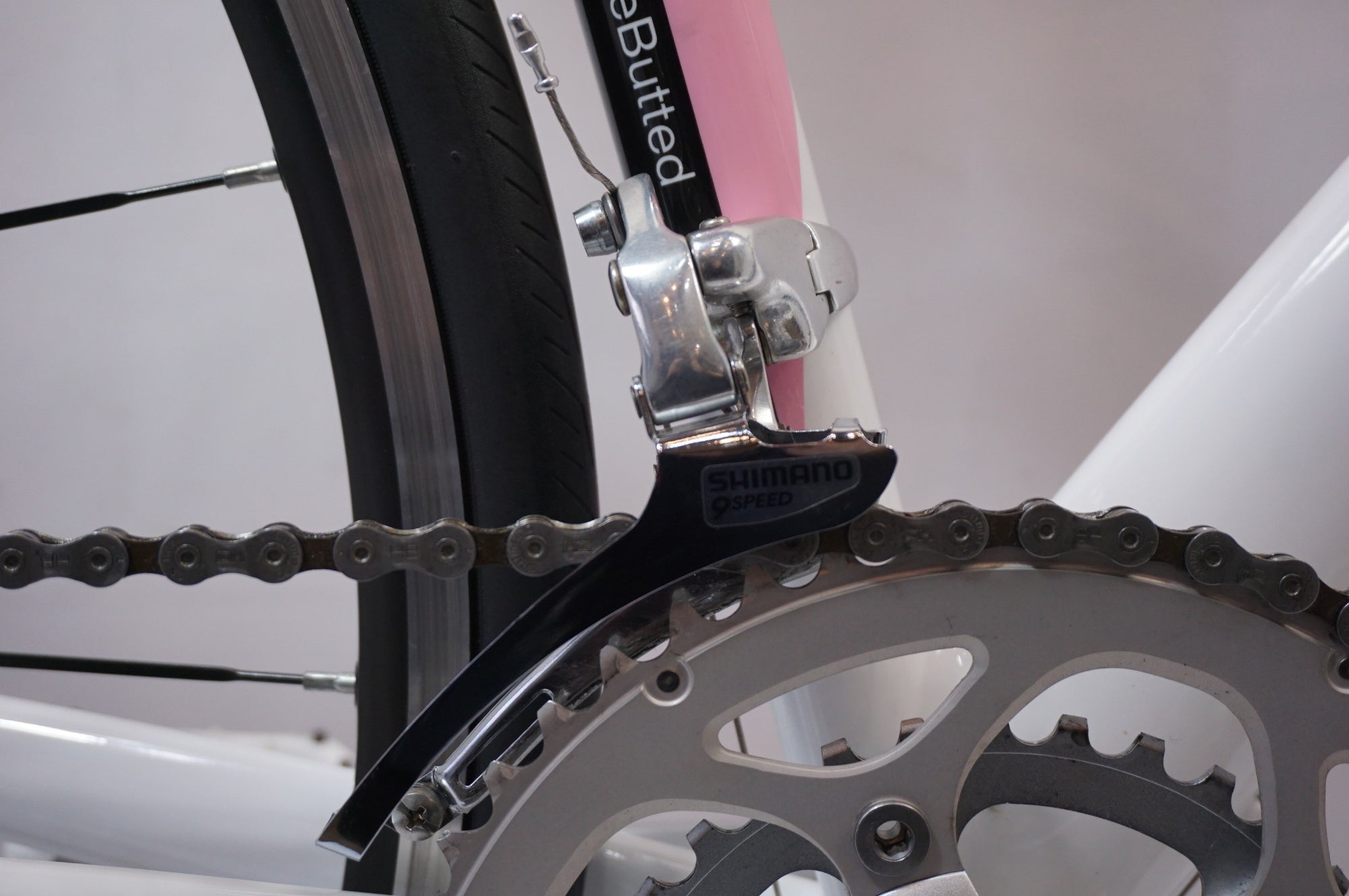 PINARELLO 「ピナレロ」 TREVISO 2011年モデル フラットバーロード