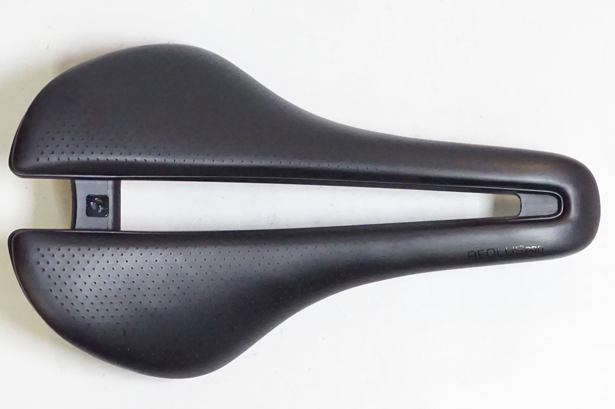 BONTRAGER 自転車用サドル 145mm　abolus pro BONTRAGER 「ボントレガー」 AEOLUS PRO 145mm サドル / 熊谷本店