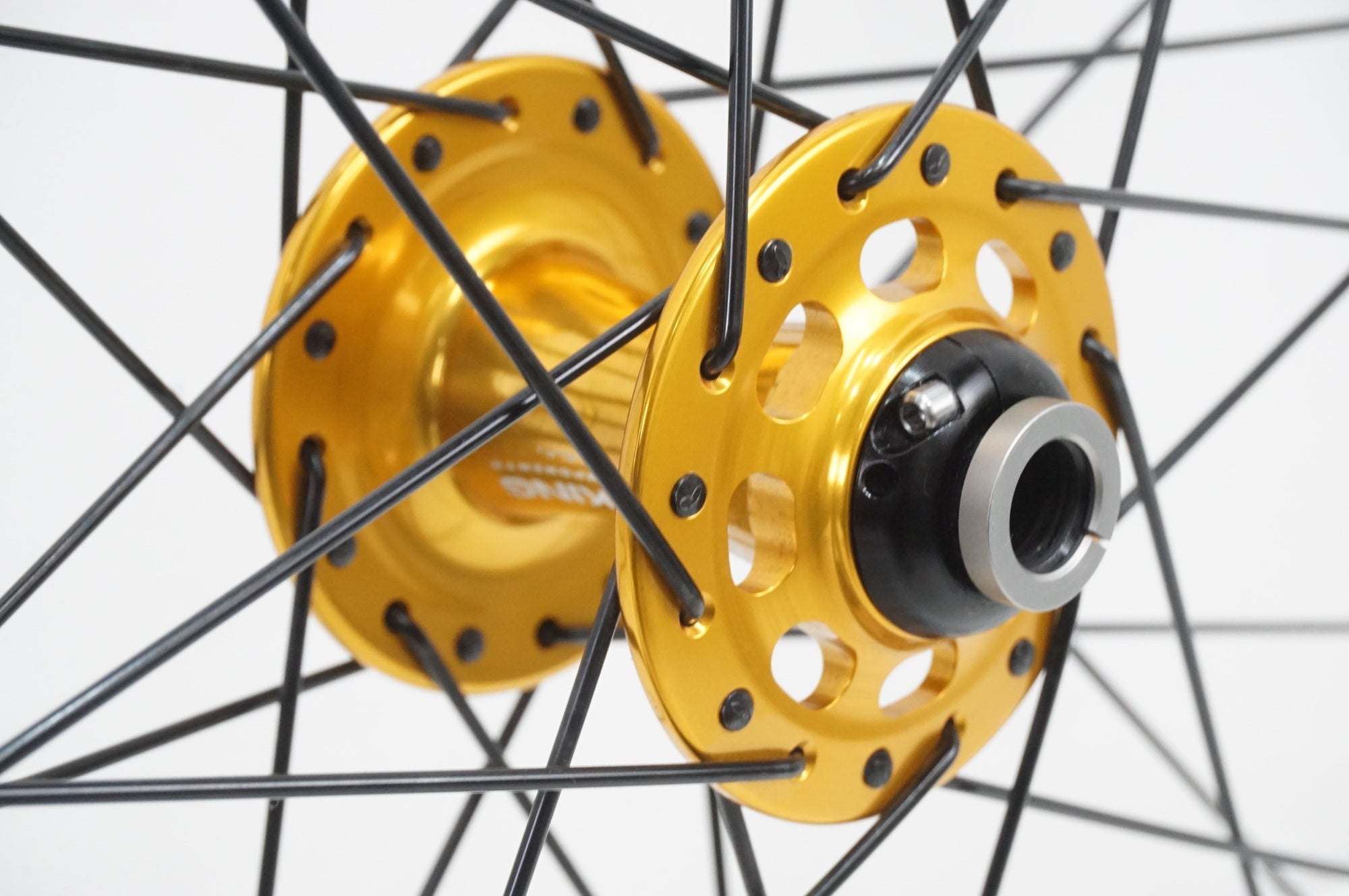 HED 「ヘッド」 BELGIUM R DISC シマノ11S ホイールセット / 大宮店