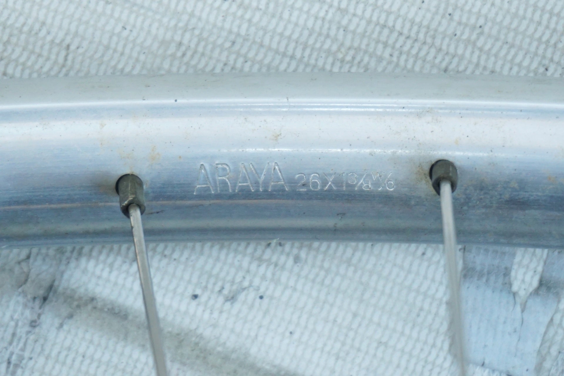 SHIMANO 「シマノ」 600 ハブ ARAYA リム ボスフリー 5S ホイールセット / 有明ガーデン店