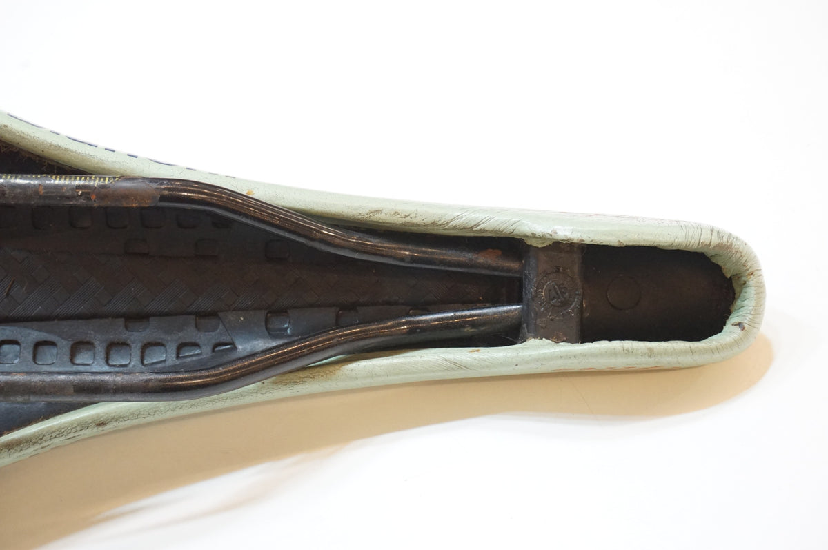 SELLE ITALIA 「セライタリア」 FLITE BIANCHI サドル / 浦和ベース