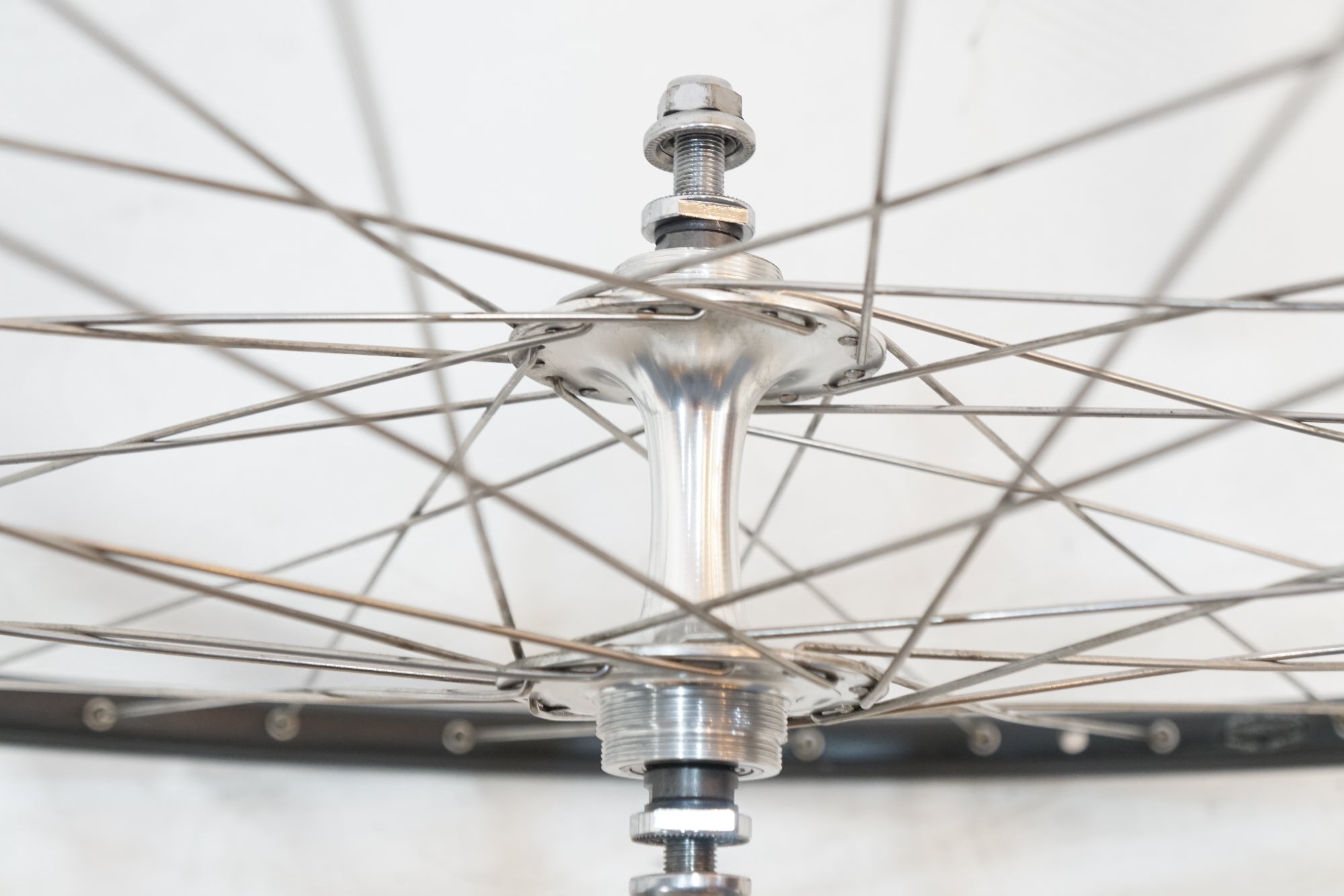 AMBROSIO 「アンブロッシオ」 GRAN COMPE ホイールセット / バイチャリ浦和ベース