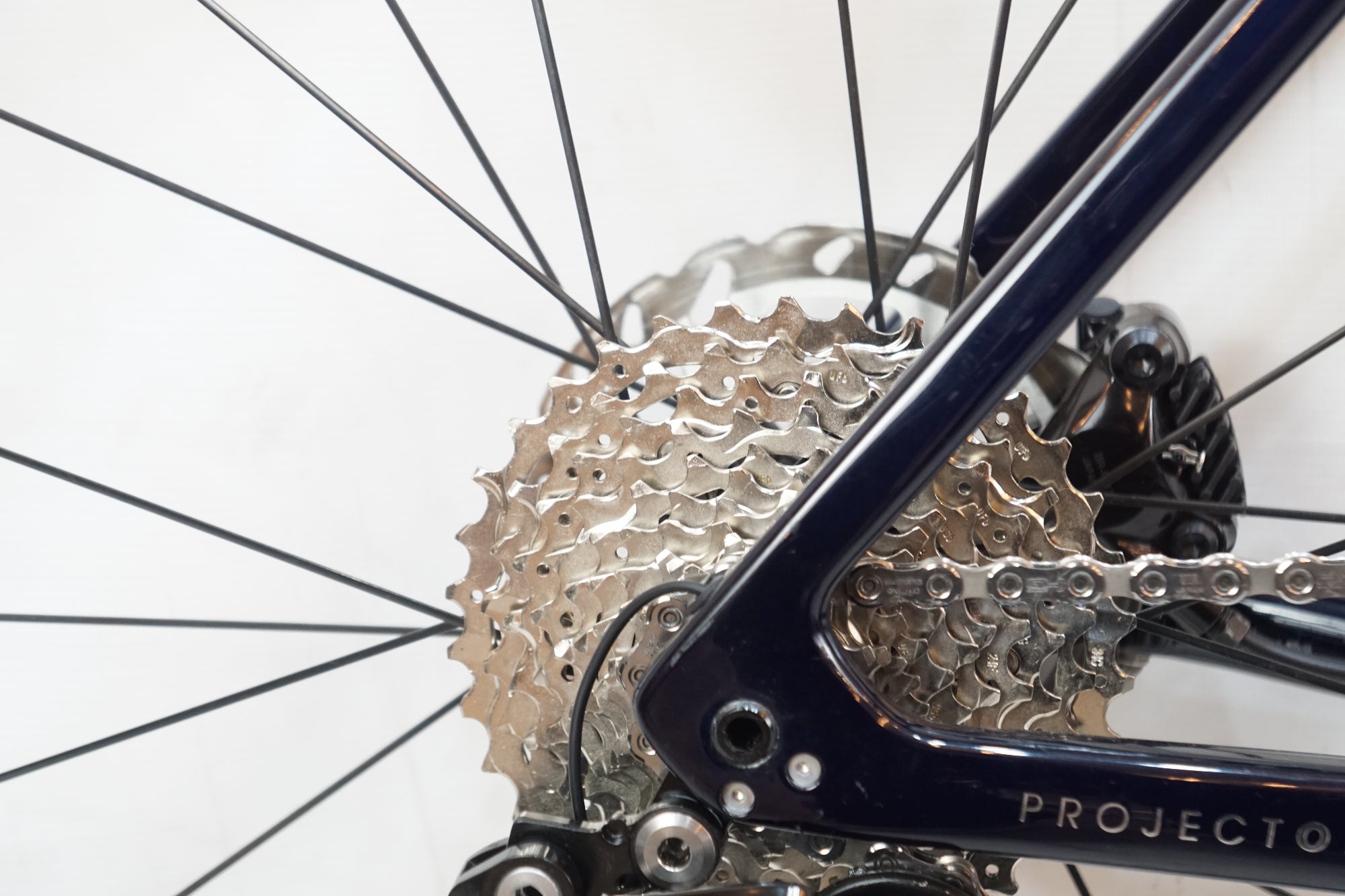 TREK 「トレック」 EMONDA SLR6 2023年モデル ロードバイク / バイチャリ浦和ベース