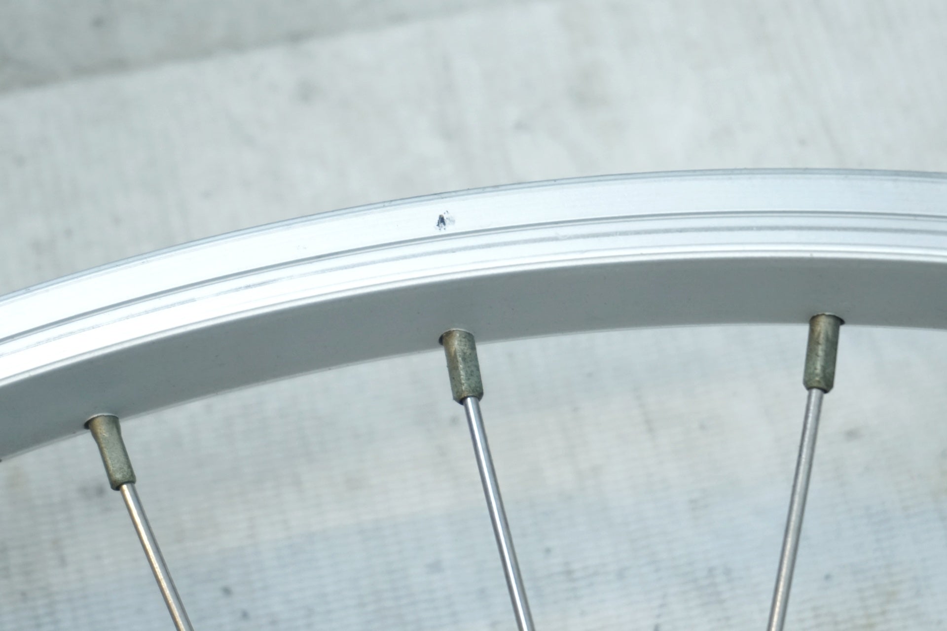 SHIMANO 「シマノ」 HB-NX22 ハブ ARAYA26×1.5 リム フロントハブ