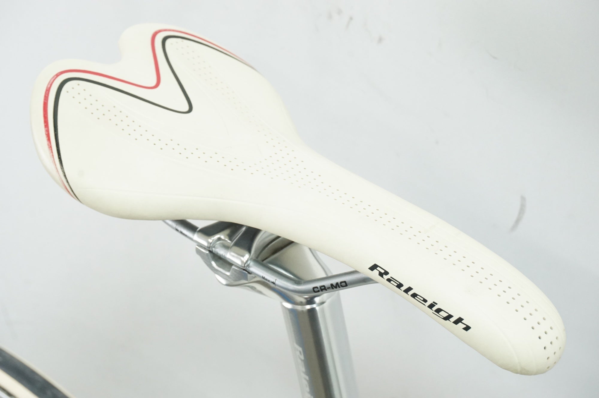 RALEIGH 「ラレー」 CRN CARLTON-N 2016年モデル ロードバイク / 大宮