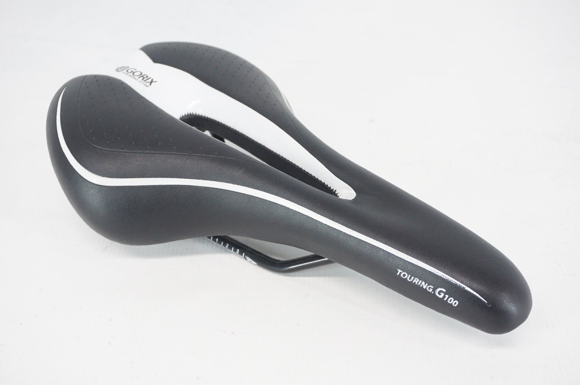 GORIX 「ゴリックス」 TOURING G100 サドル / 阪急塚口店