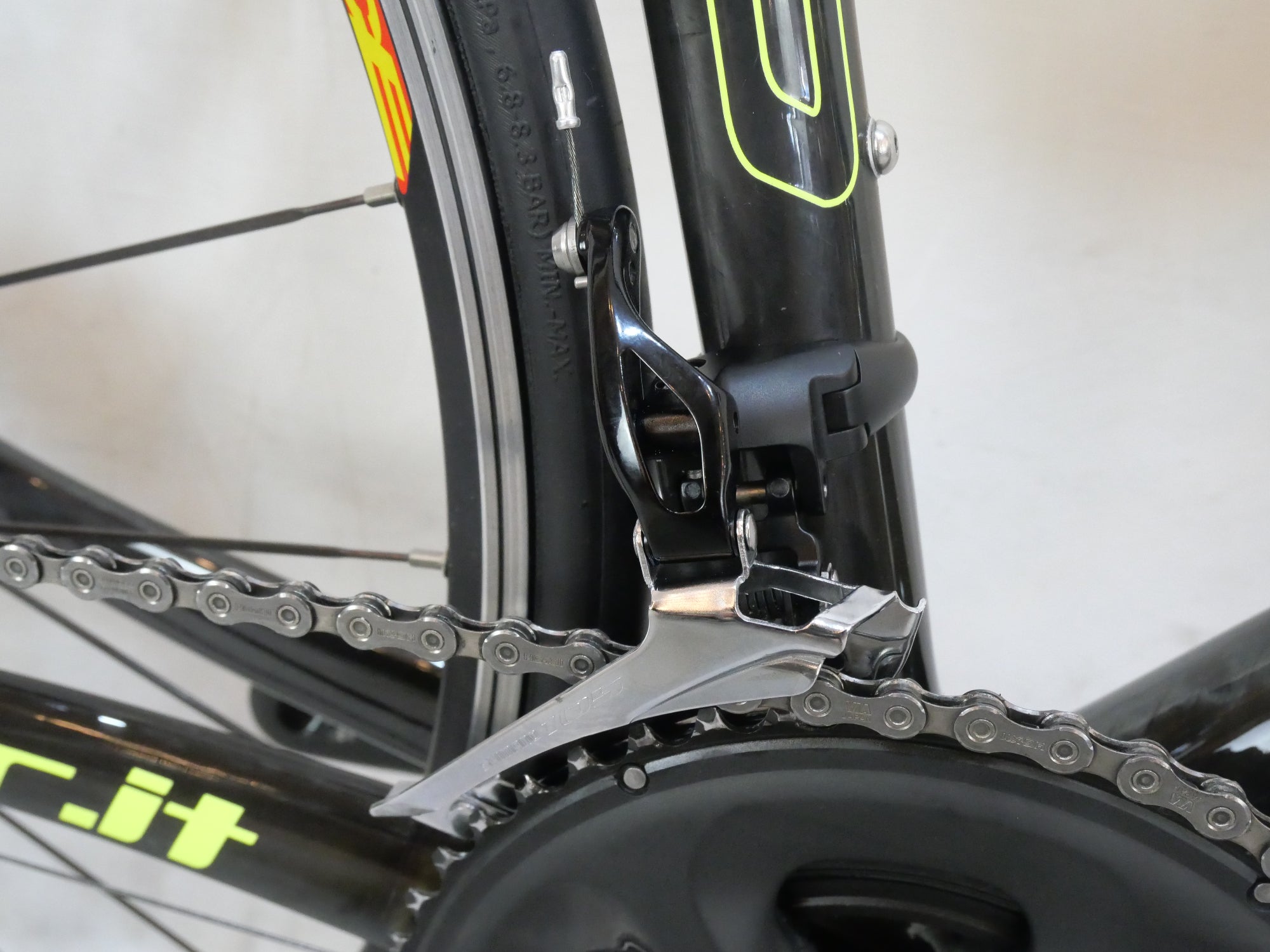 WILIER 「ウィリエール」 IZOARD XP 2015年モデル ロードバイク / バイチャリ浦和ベース