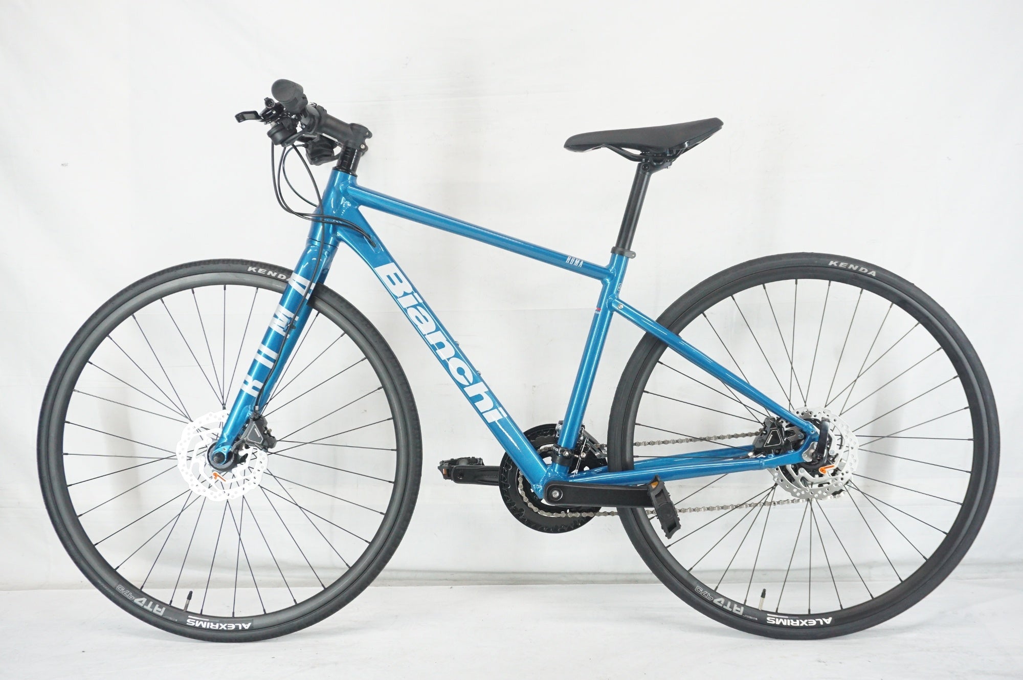 BIANCHI 「ビアンキ」 ROMA 3 2022年モデル クロスバイク / 阪急塚口店