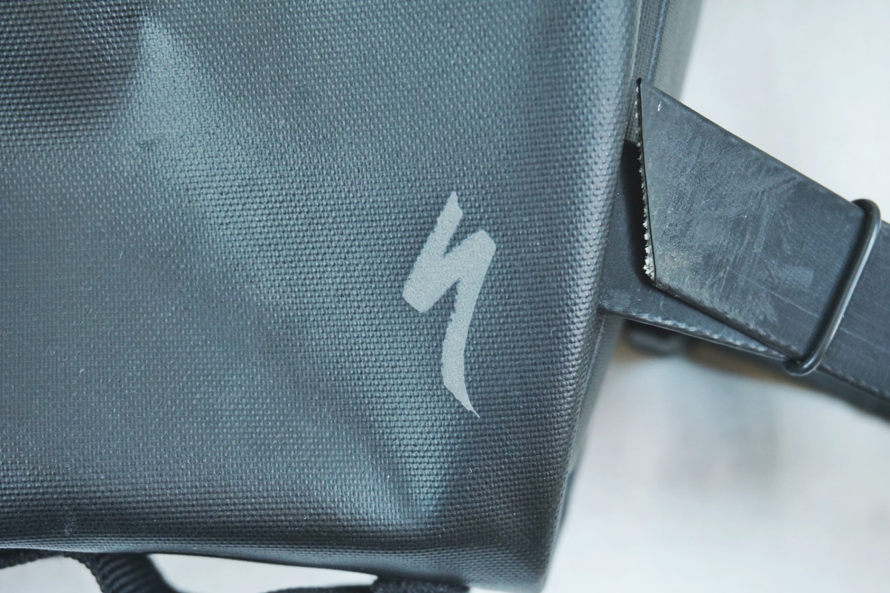 SPECIALIZED 「スペシャライズド」 BURRA BURRA トップチューブバッグ