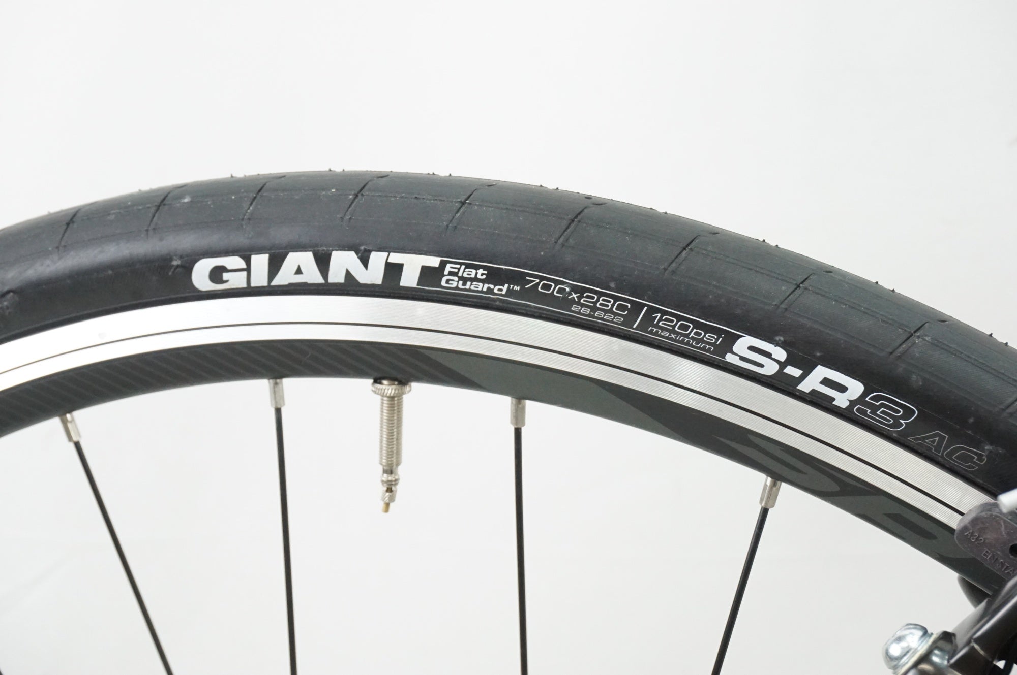 GIANT 「ジャイアント」 ESCAPE RX 3 2021年モデル クロスバイク / 大宮店