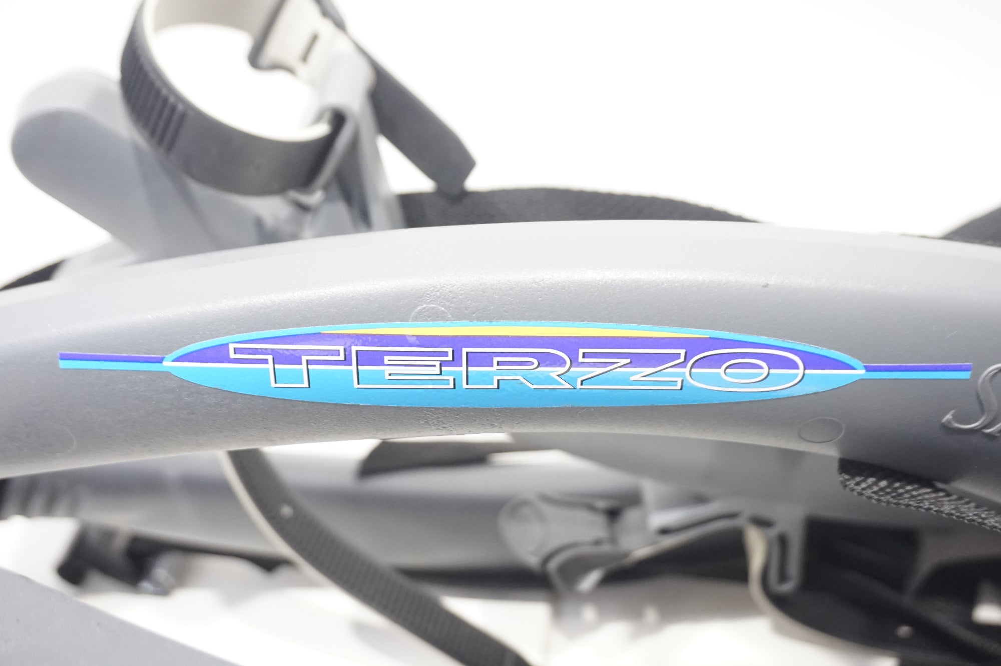 TERZO 「テルッツォ」 SARIS EC16 サイクルキャリア / 大阪門真店