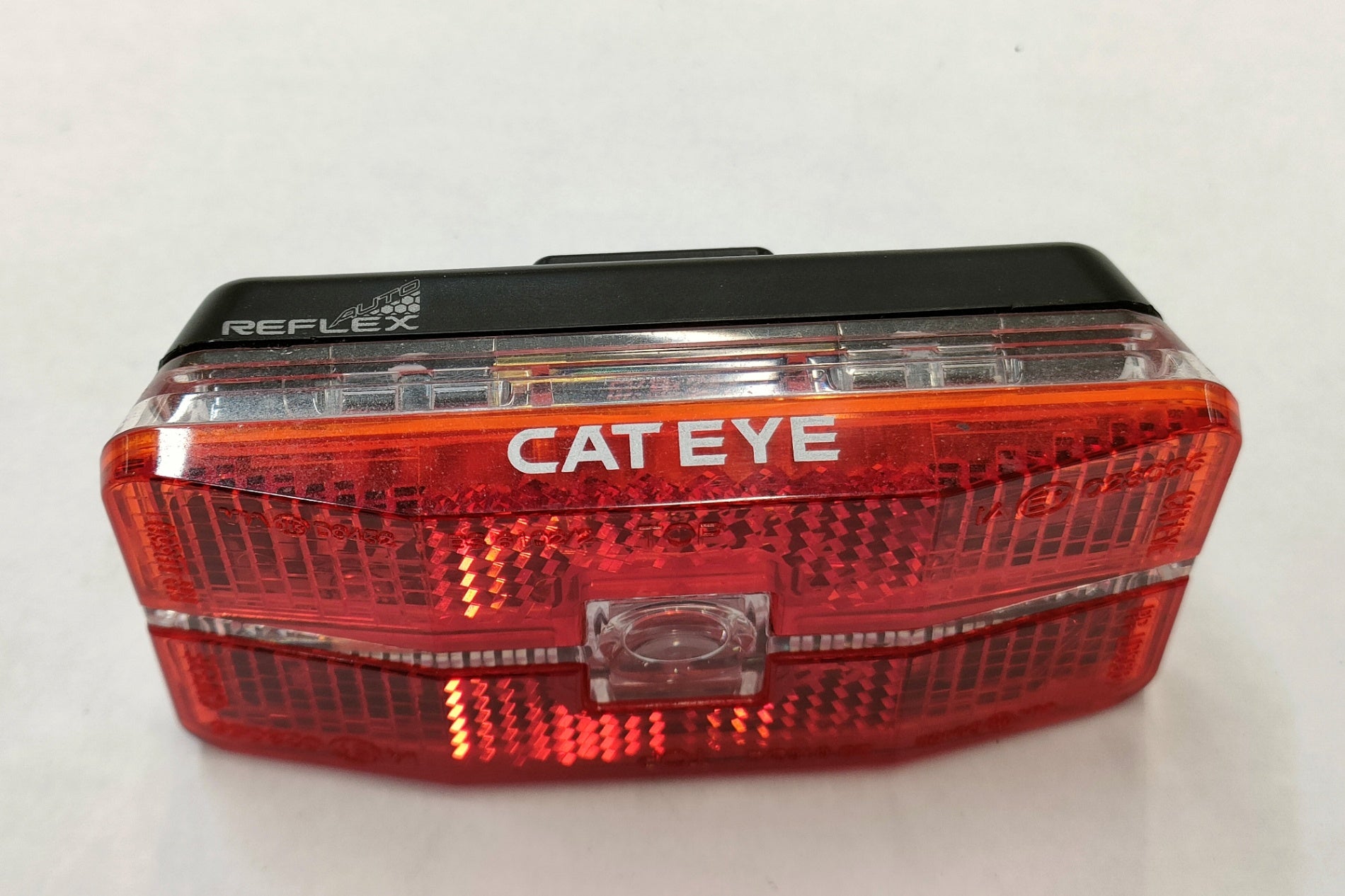 CATEYE 「キャットアイ」 REFLEX AUTO TL-LD570 リアライト / 福岡店