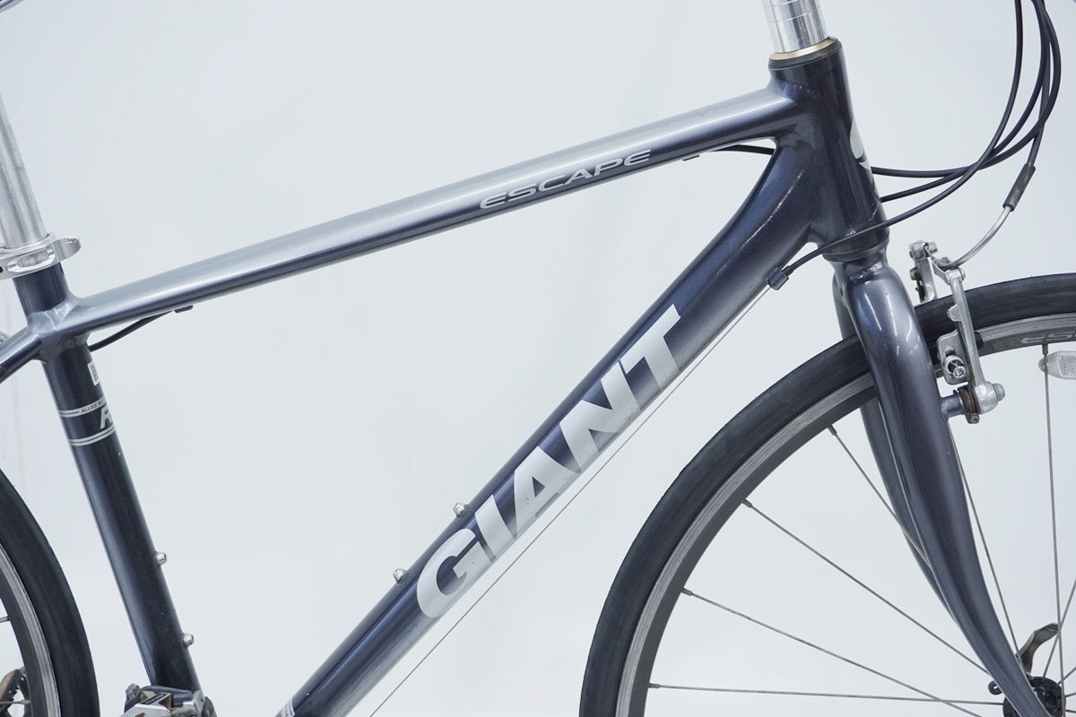 GIANT 「ジャイアント」 ESCAPE R3 2018年モデル クロスバイク / 京都八幡店